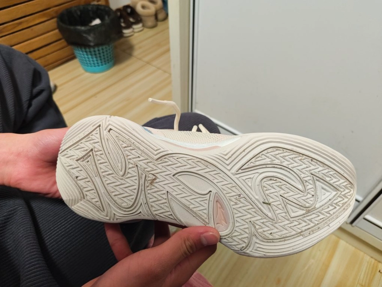 custom review-LiNing All City 12 Slip Resistant Low Top BOOM Technology Basketball Shoes Men's Beige