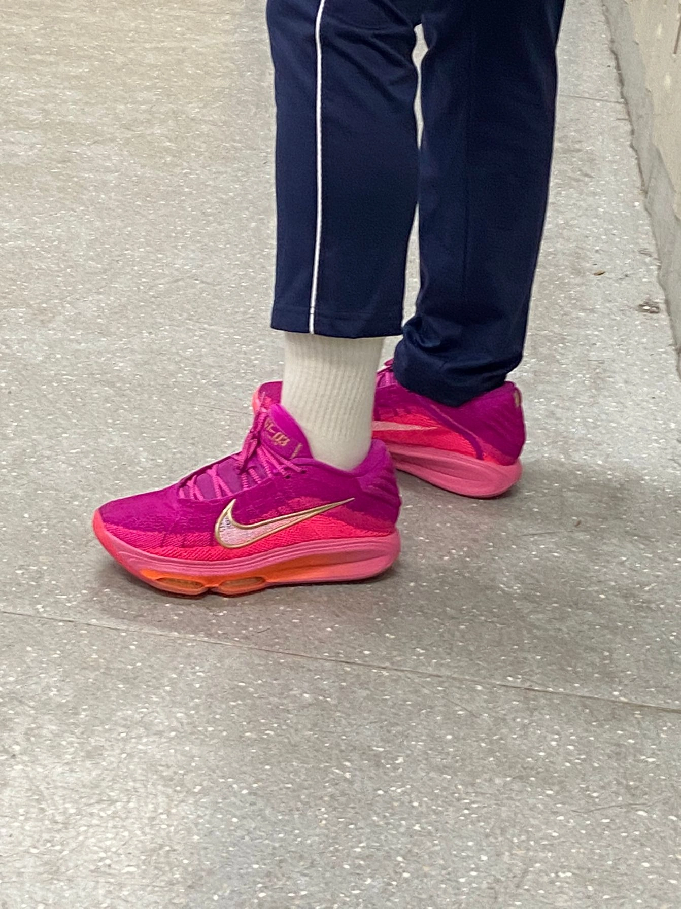 custom review-Nike Air Zoom GT Hustle 3 MID Топ Баскетбольные кроссовки Унисекс Розово-фиолетовый