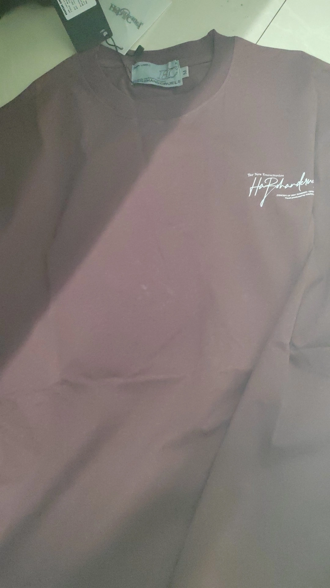 custom review-HARSH AND CRUEL Унисекс Футболка