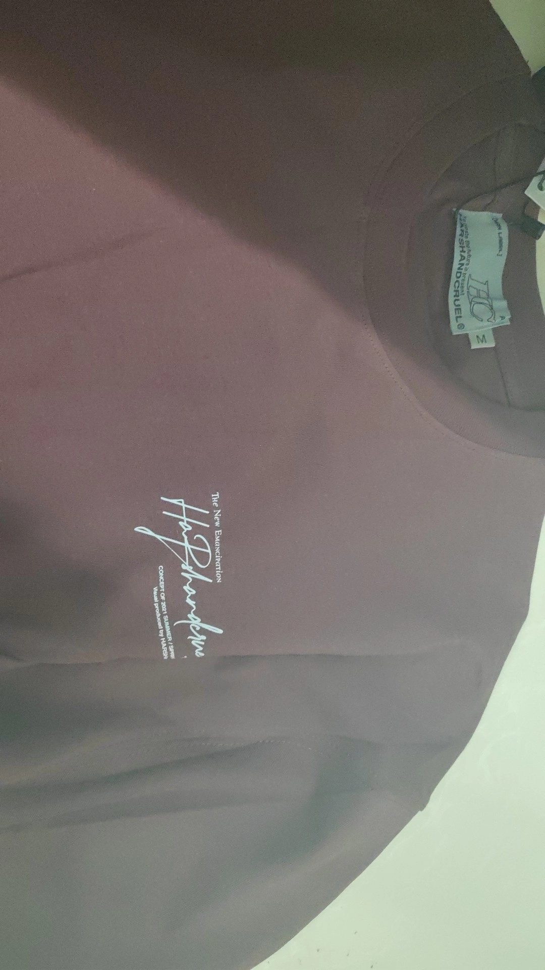 custom review-HARSH AND CRUEL Унисекс Футболка