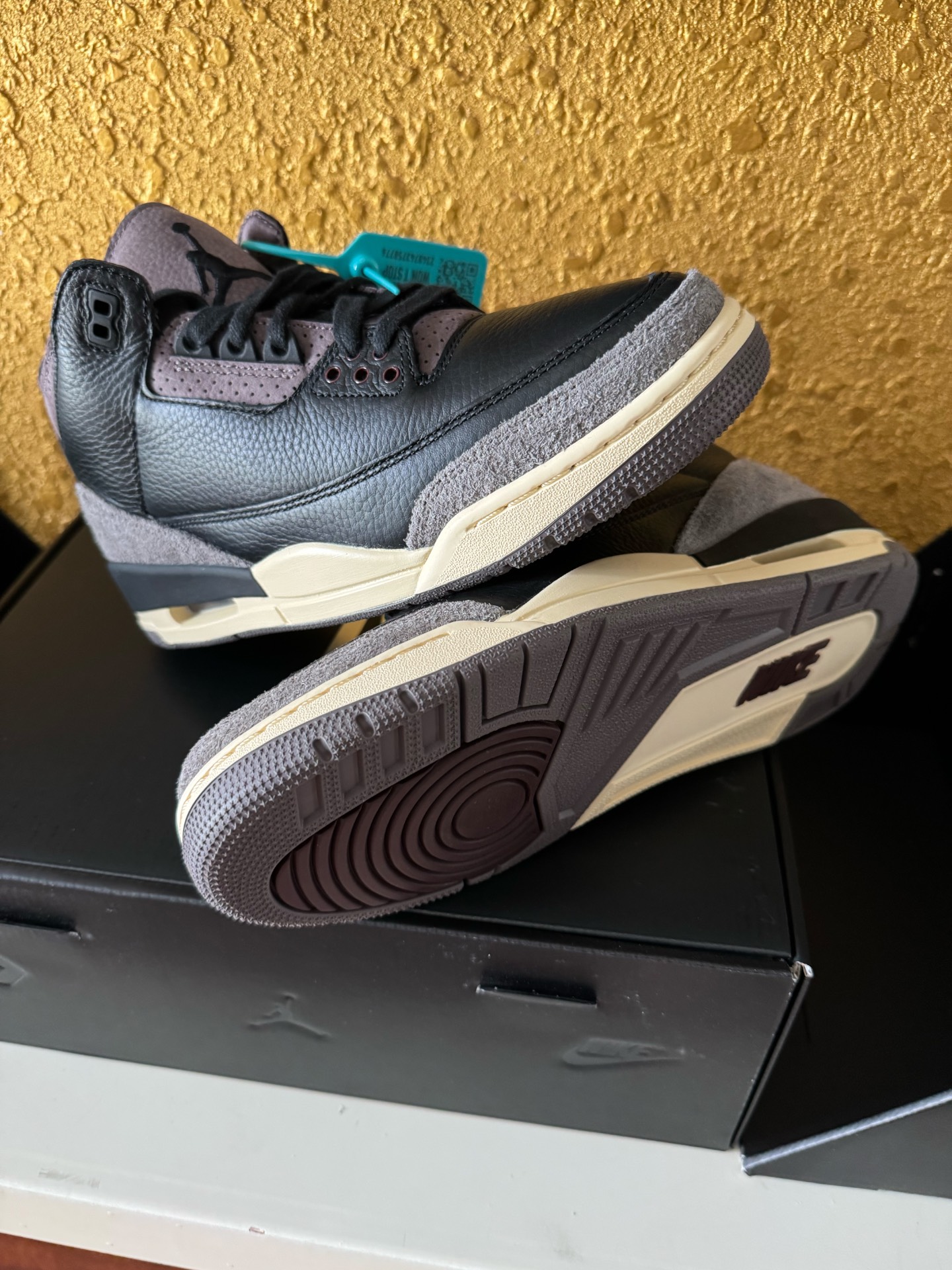 custom review-A Ma Maniere X Air Jordan 3 "Black"