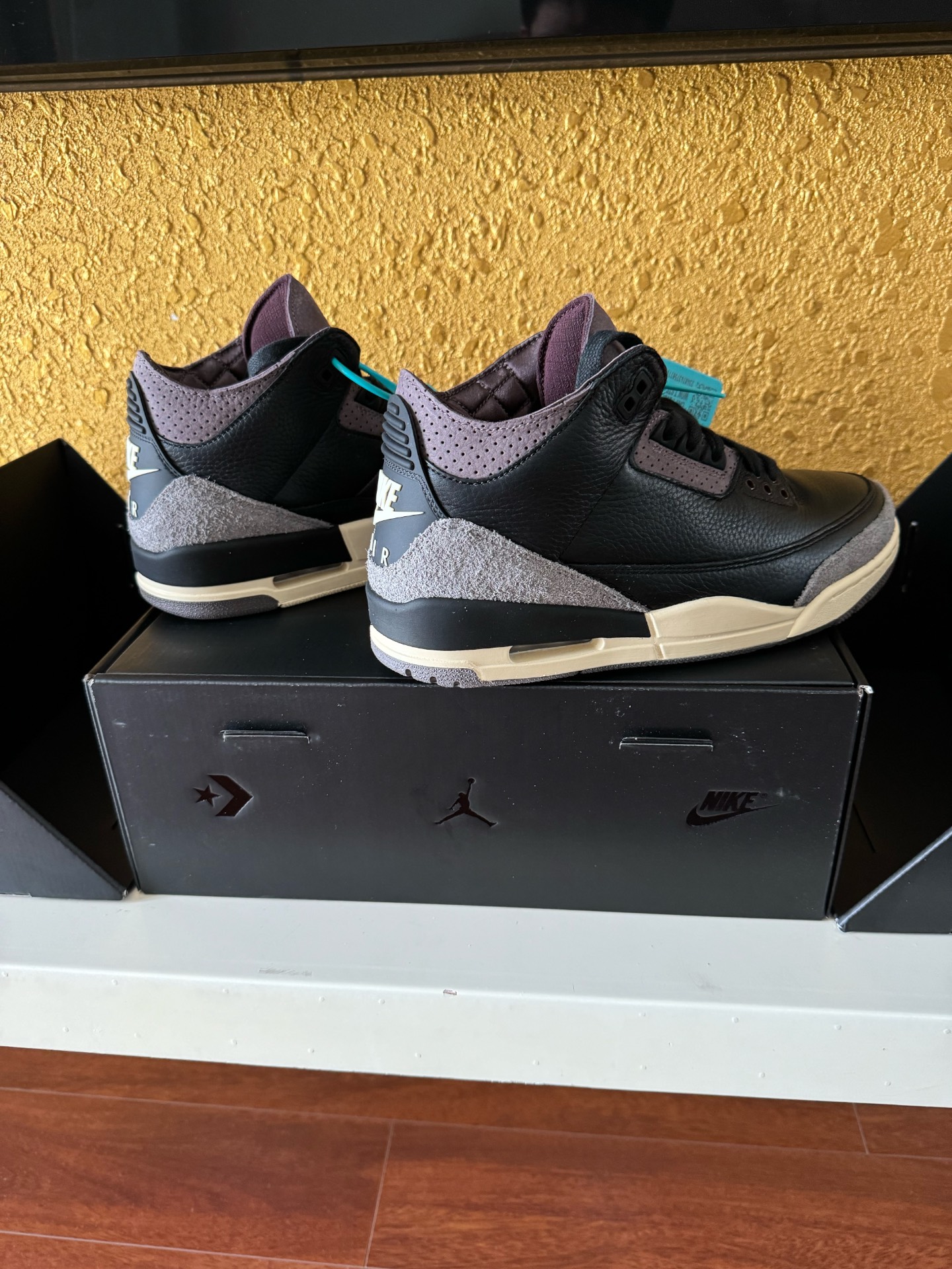 custom review-A Ma Maniere X Air Jordan 3 "Black"
