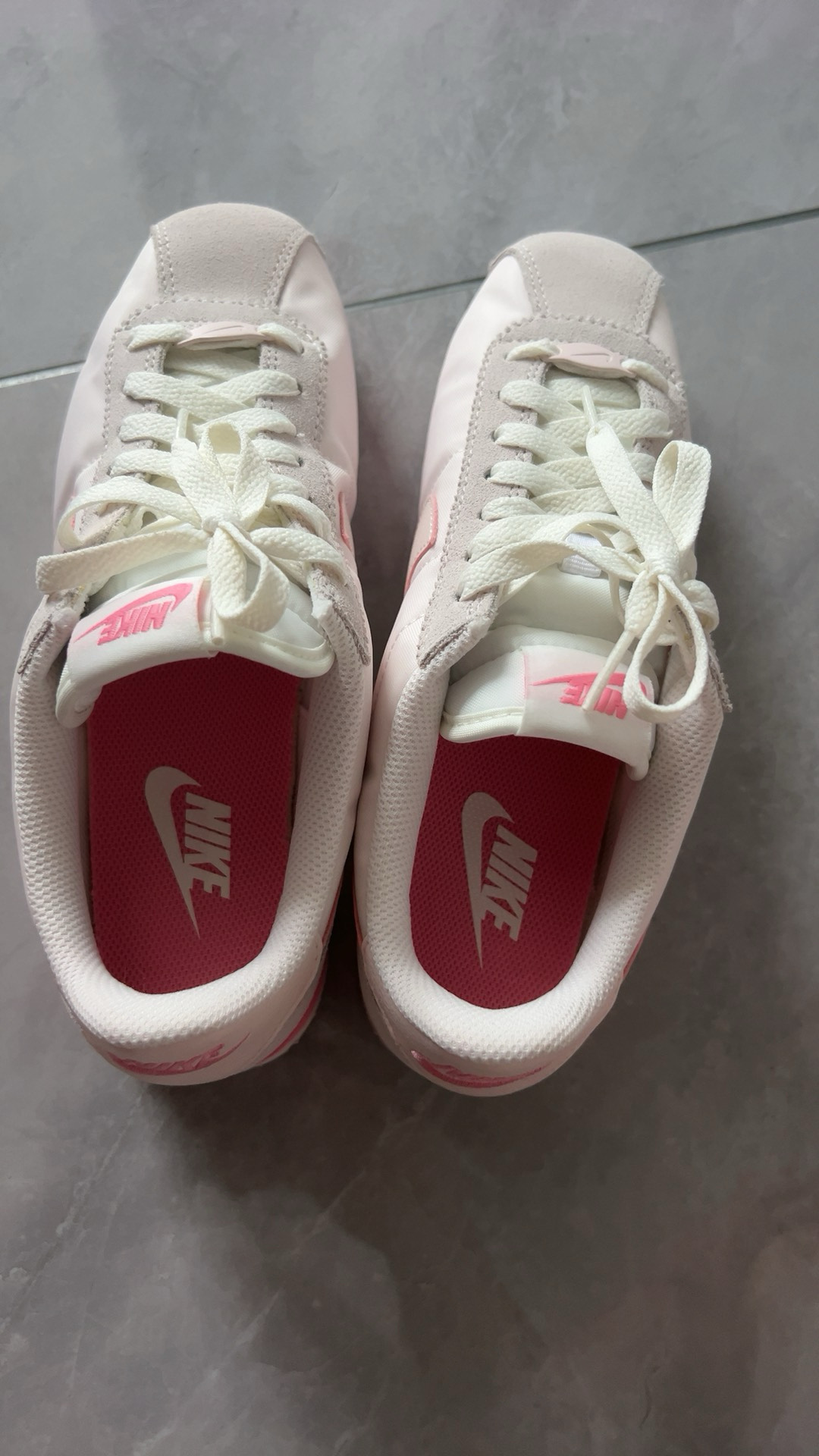 custom review-nike Cortez Collection Low Топ Повседневный Городской Коммутер Беговые кроссовки Женские Бежевый Белый Розовый