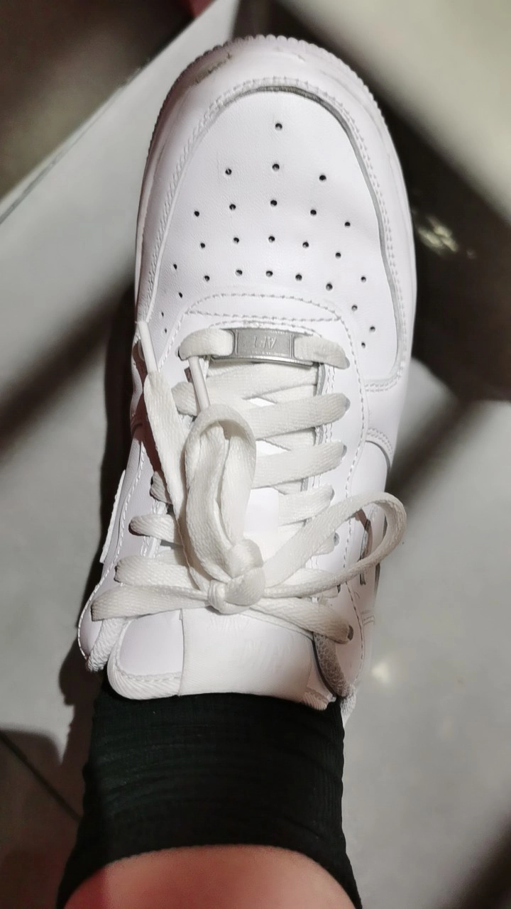 custom review-Nike Women's Air Force 1 '07 'Triple White'
