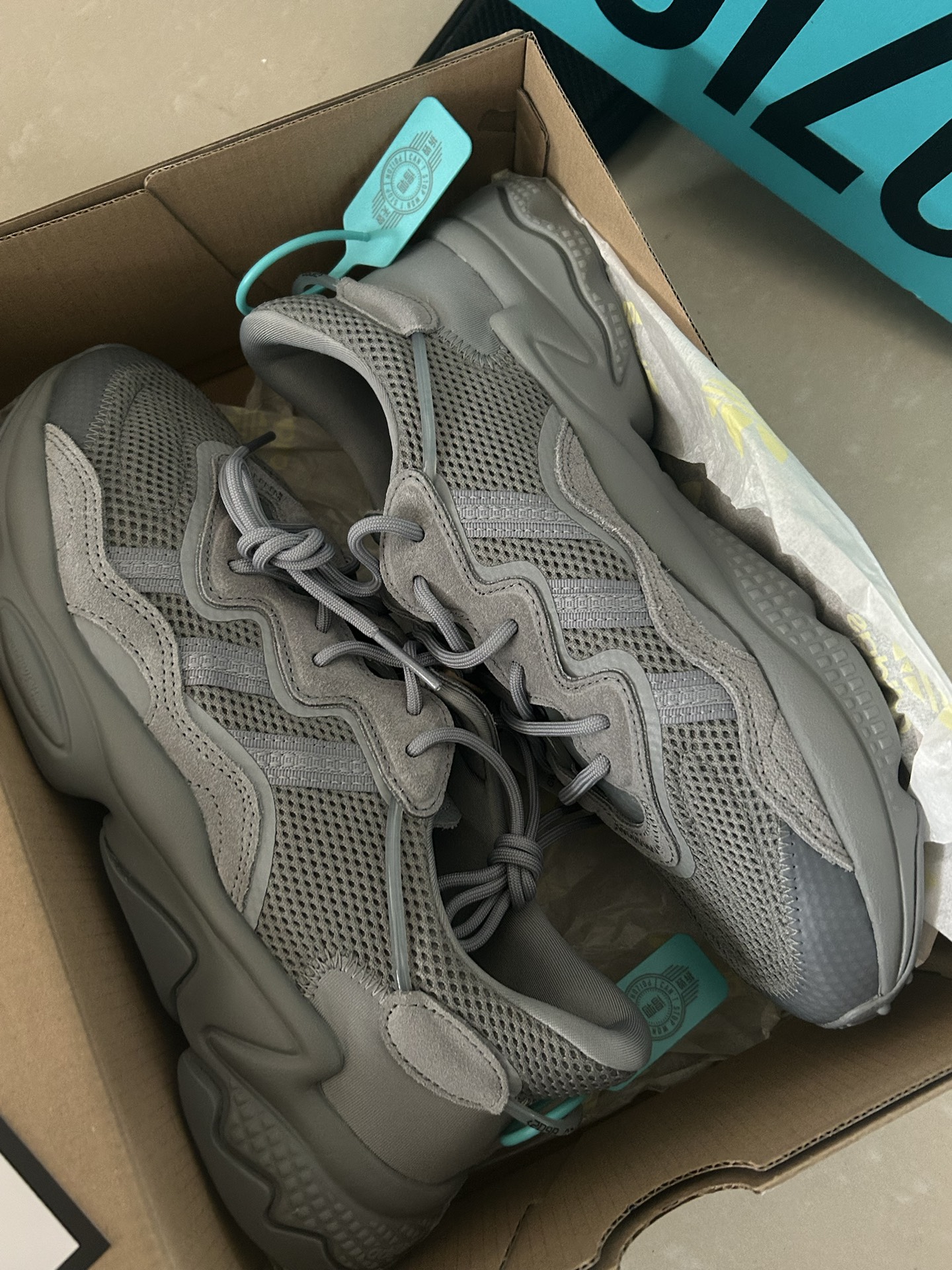 custom review-Adidas Originals Ozweego Low Топ Повседневная обувь Унисекс Серый