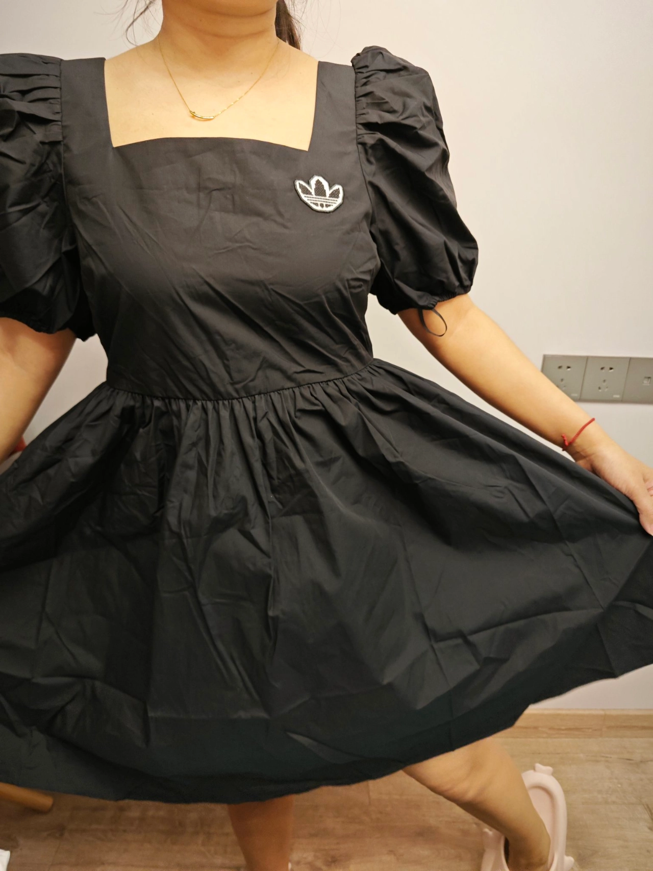 custom review-Adidas Originals Короткое платье с короткими рукавами женское черное