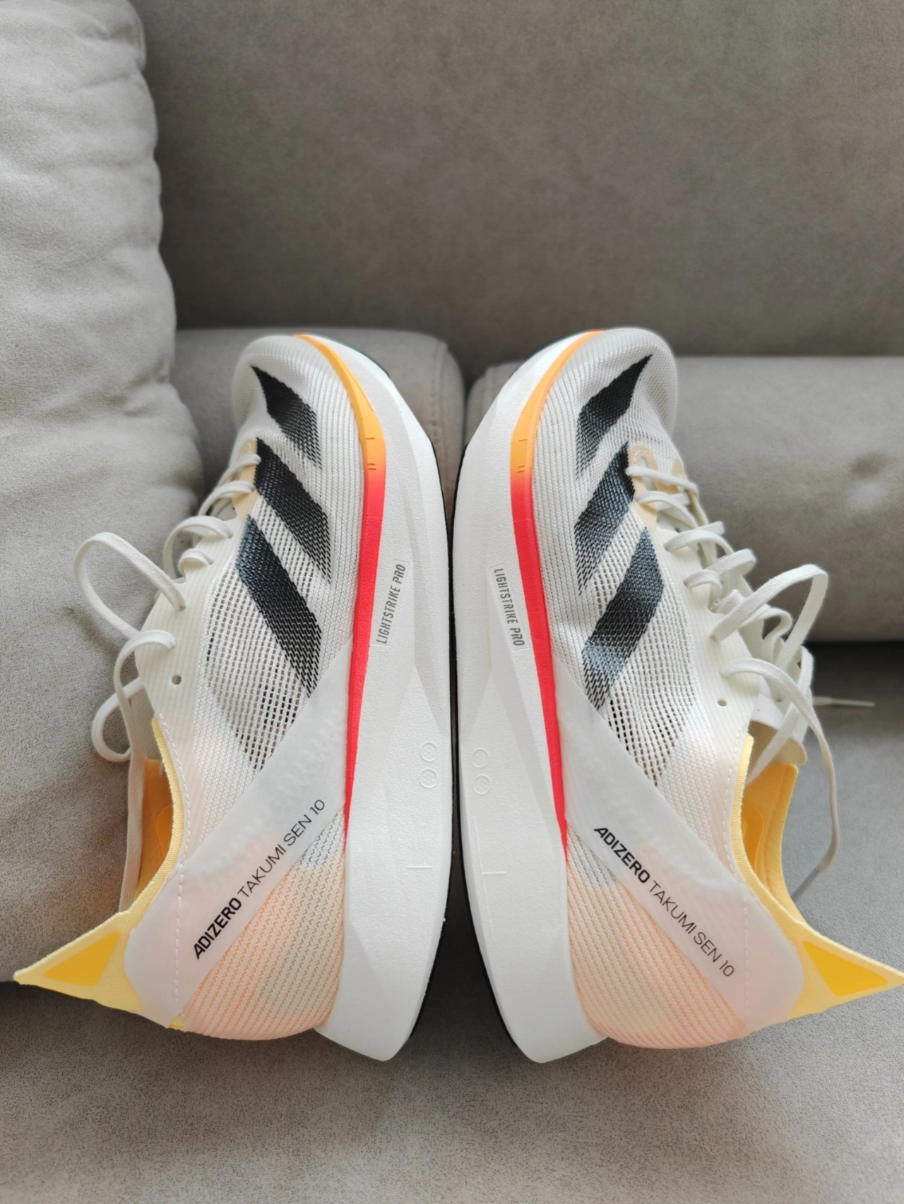 阿迪达斯sen10初体验 阿迪跑鞋再拉,你都可以永远相信takumisen10