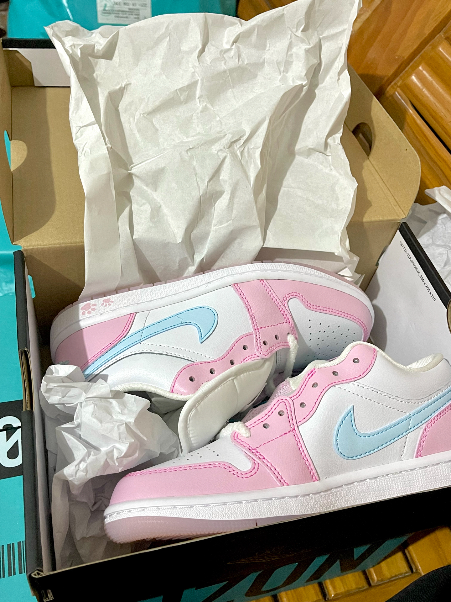 custom review-Jordan 1 Low Se Paw Print Pink Foam Women's