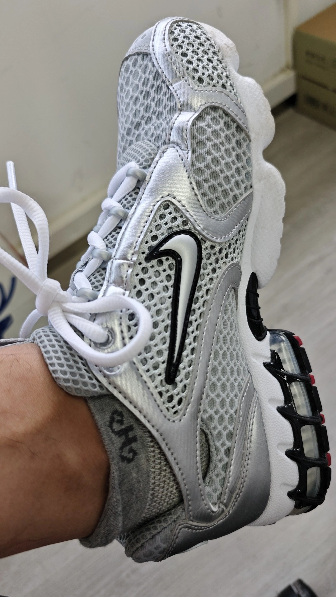 custom review-Nike Zoom Spiridon Caged 2 'Metallic Silver'