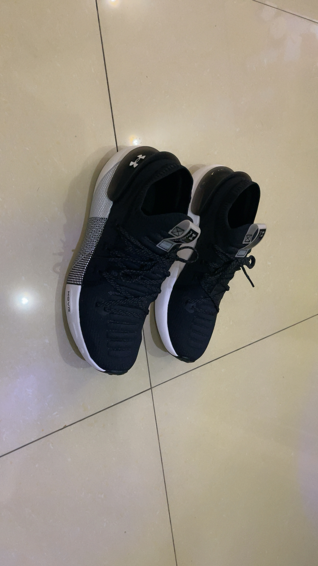 custom review-Under Armour HOVR Phantom 3 Беговые кроссовки Низкий Топ Мужской