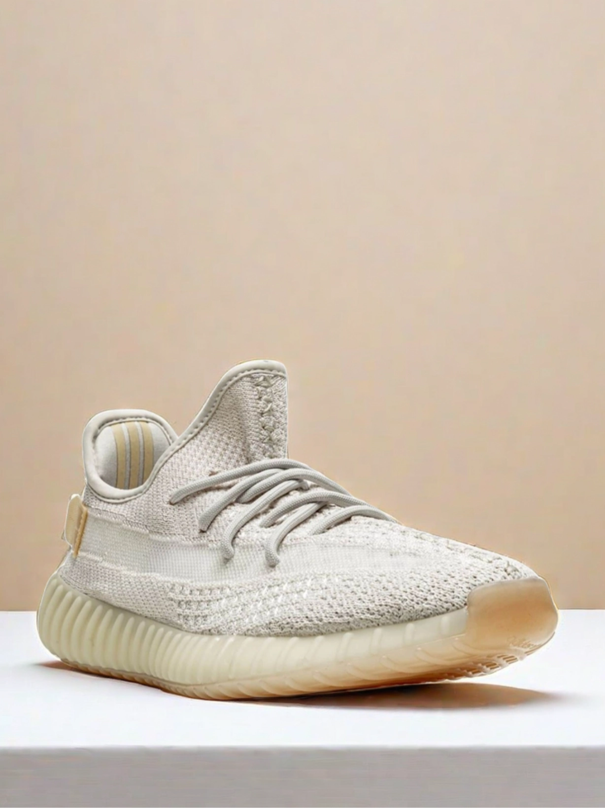 yeezy 350 米白