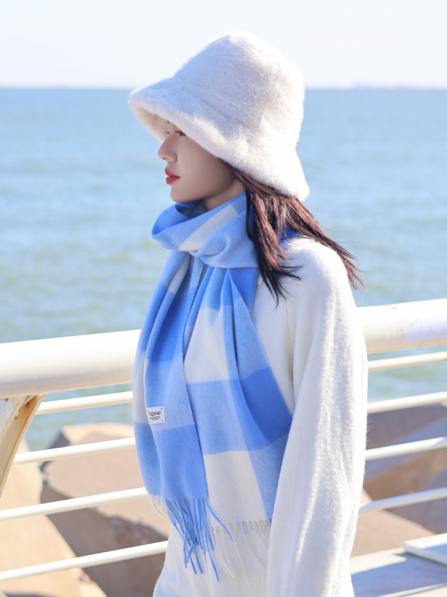 棒球帽与渔夫帽搭配潮流趋势