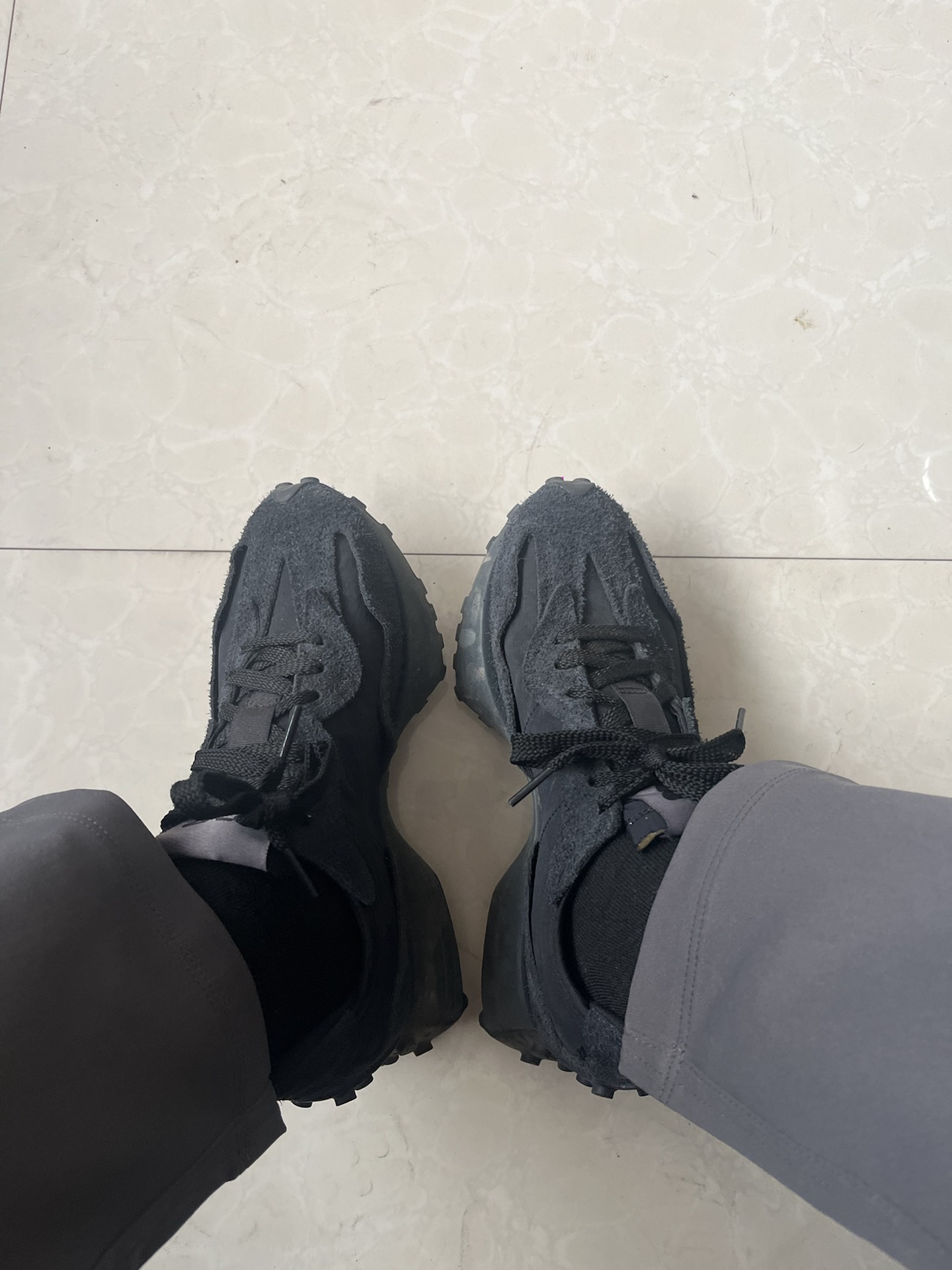 custom review-New Balance 327 'Phantom Magnet'