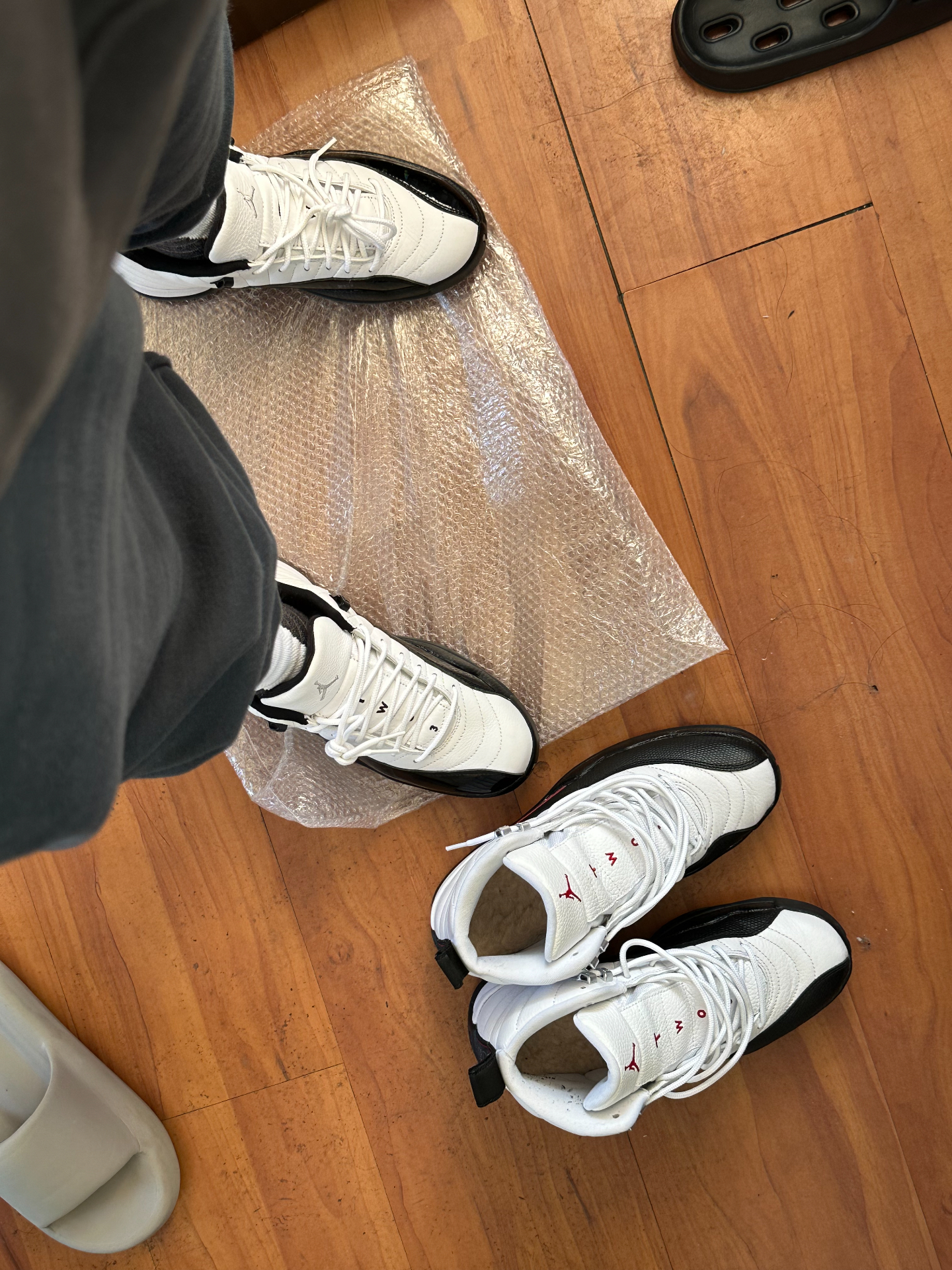 custom review-Air Jordan 12 'Red Taxi'