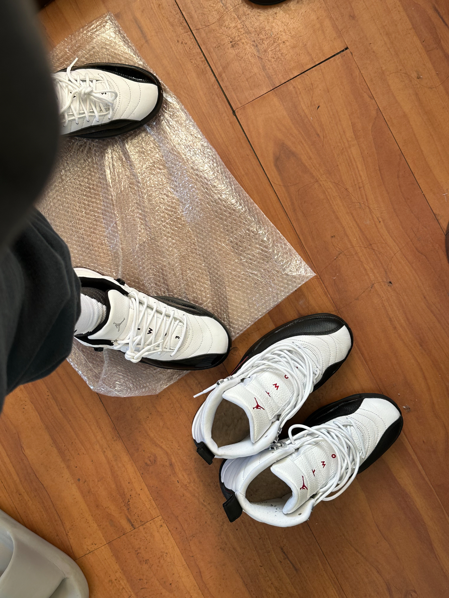 custom review-Air Jordan 12 'Red Taxi'