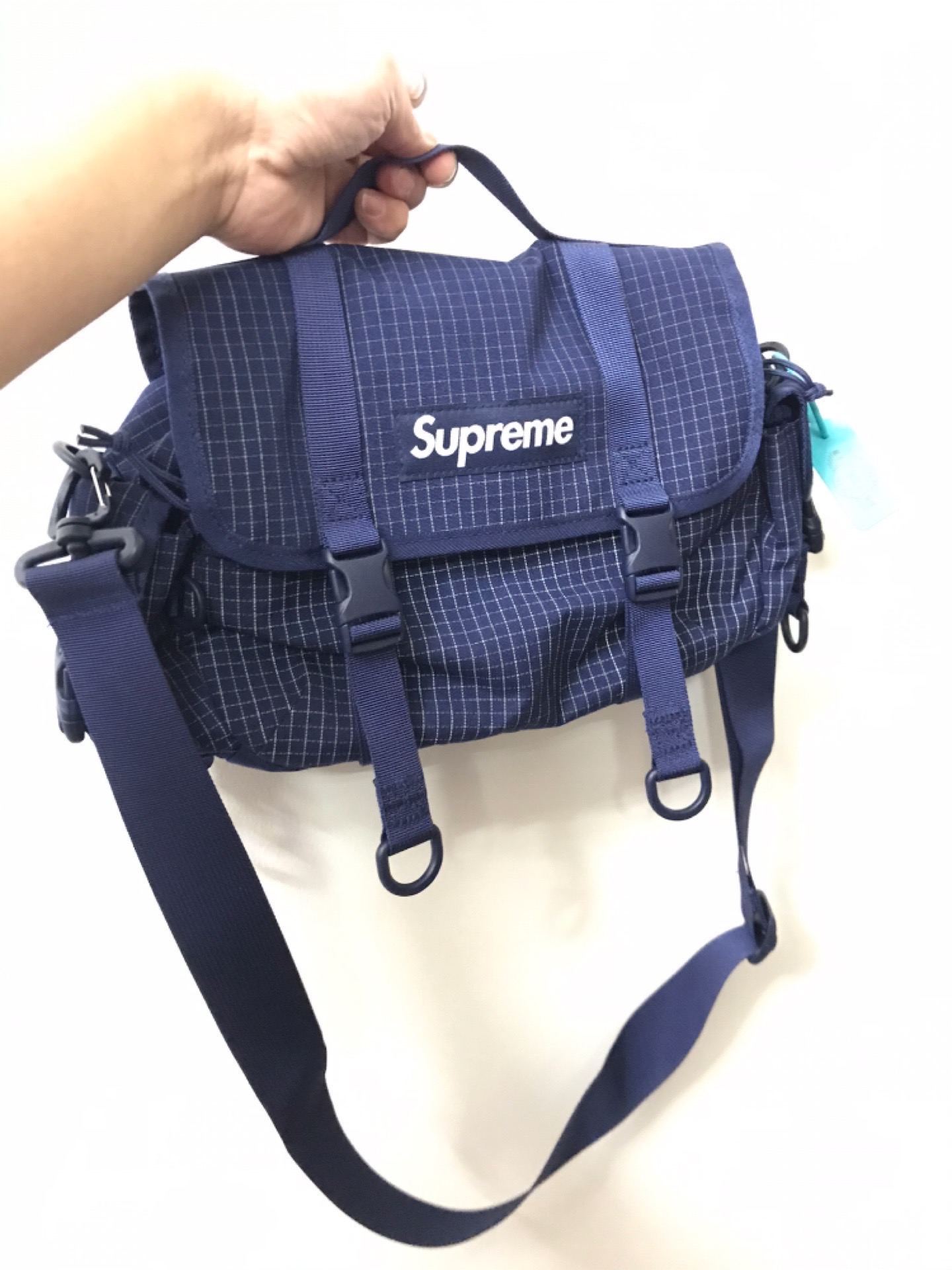 supreme海军蓝挎包