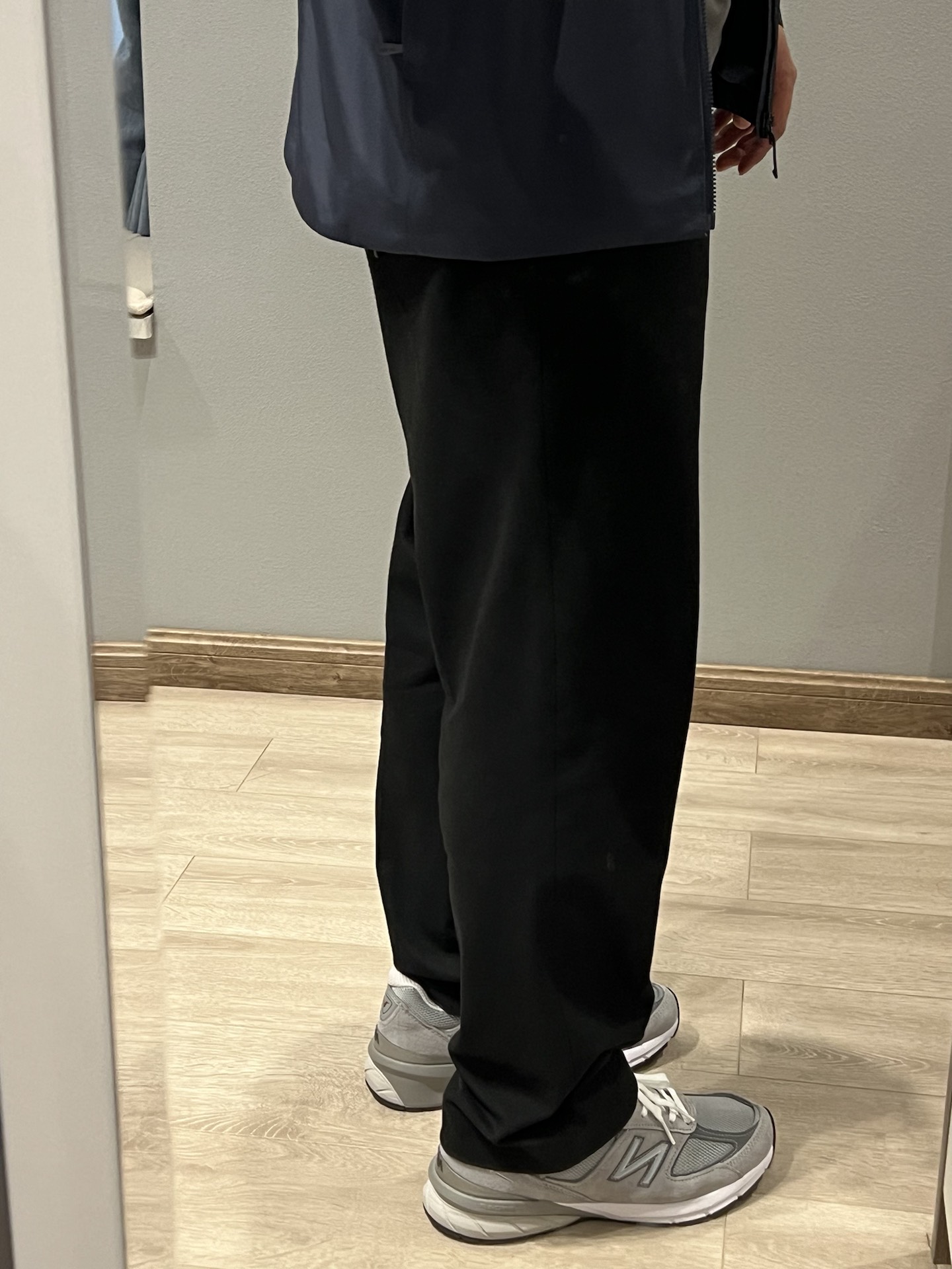 custom review-New Balance 990v5 'Grey' Sneakers