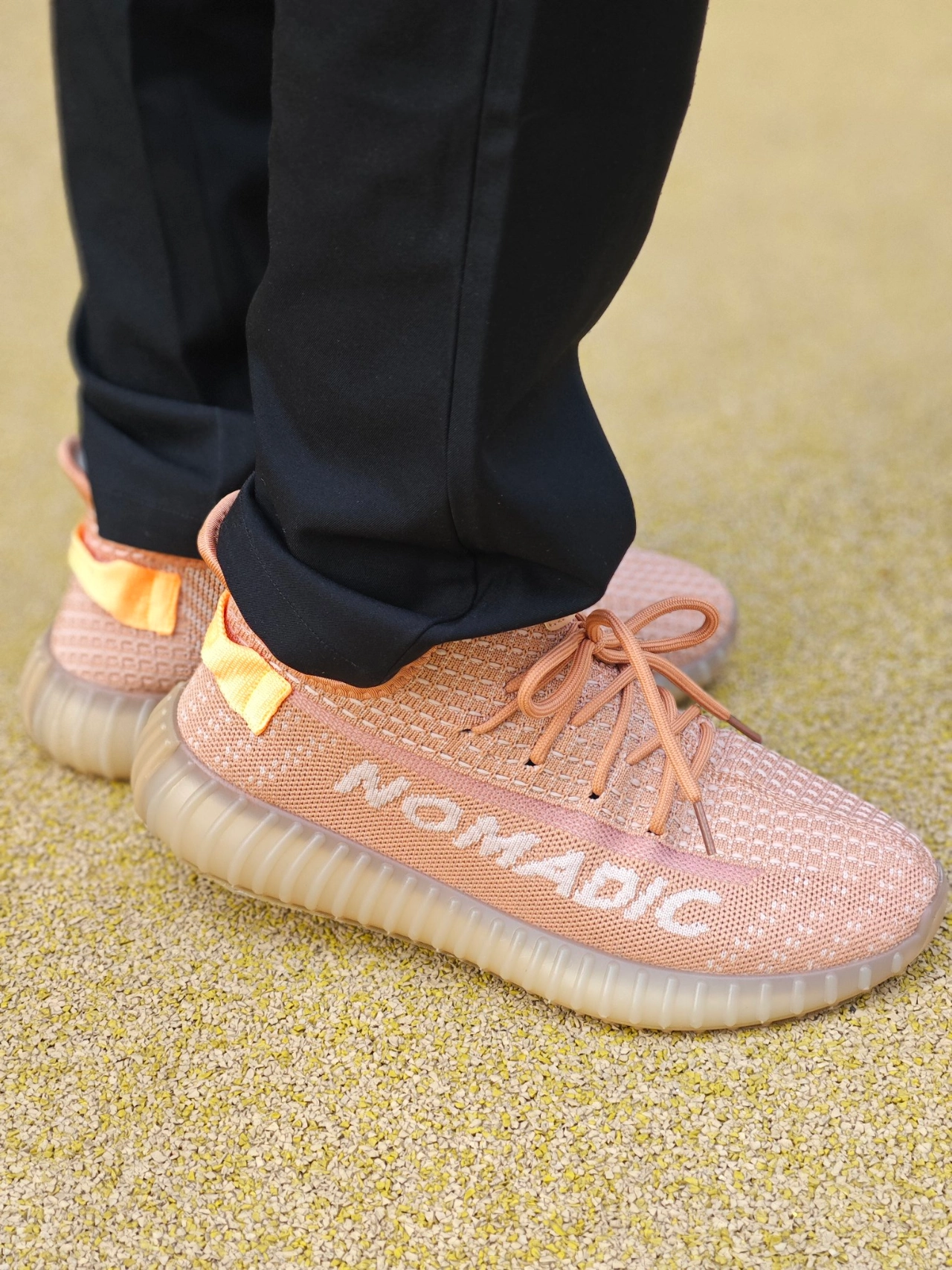 果冻脚感的椰子鞋绝对是春夏交替的必然选择