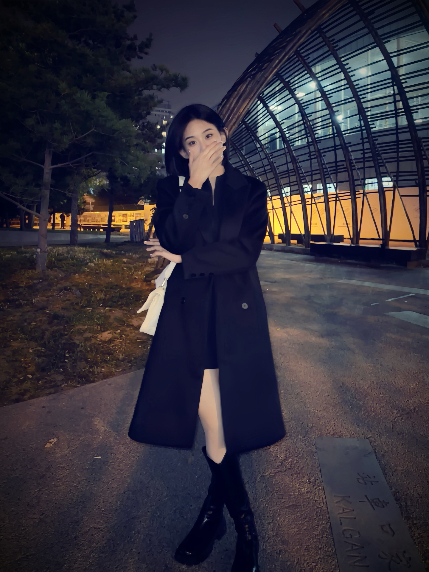revivo   urban revivo 简约高级感正肩西装廓形双排扣长袖大衣 女款