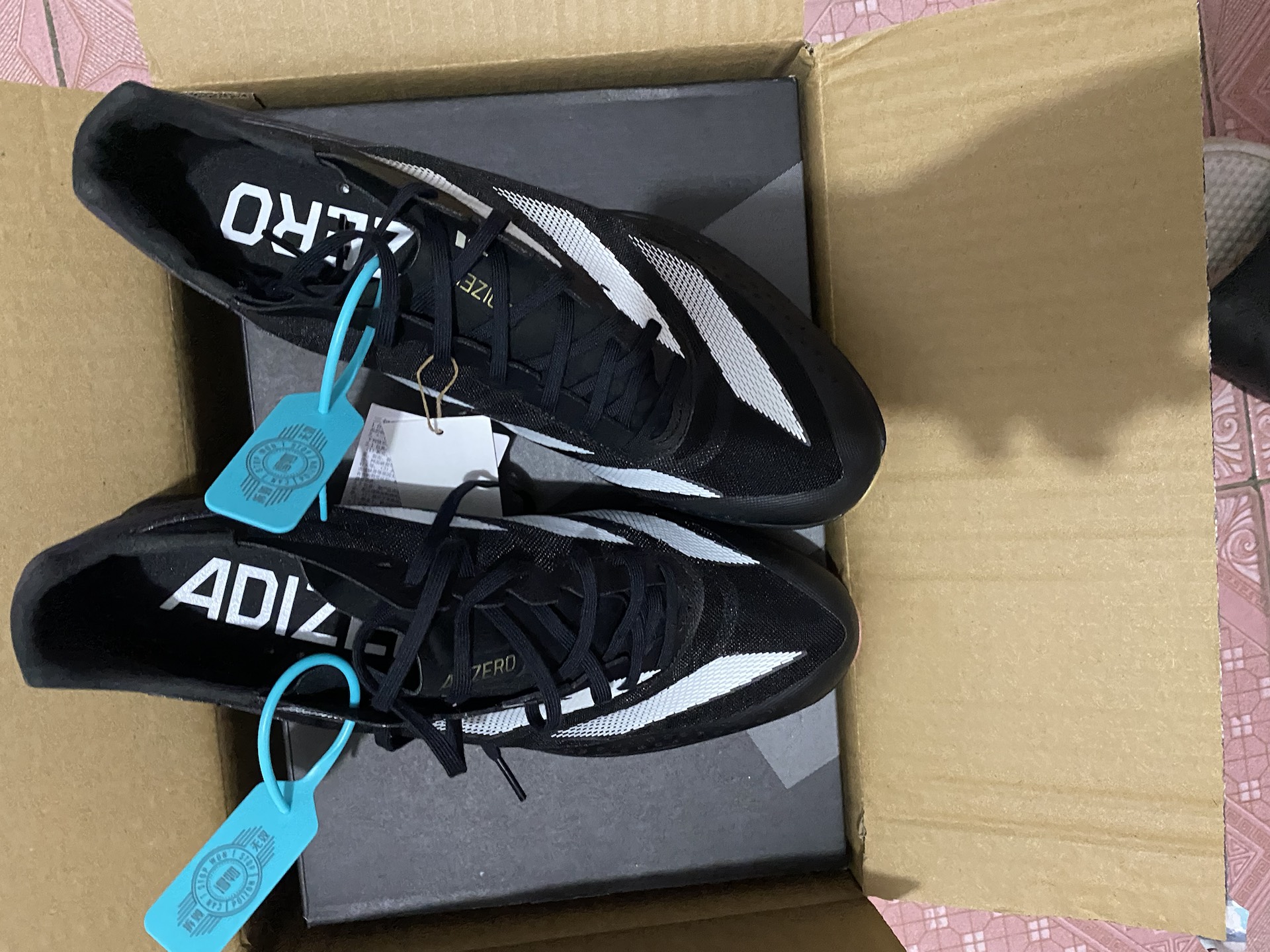 custom review-Adidas Adizero Prime Устойчивый к истиранию Низкий Топ Спринт Беговые Кроссовки Мужские Черный Белый