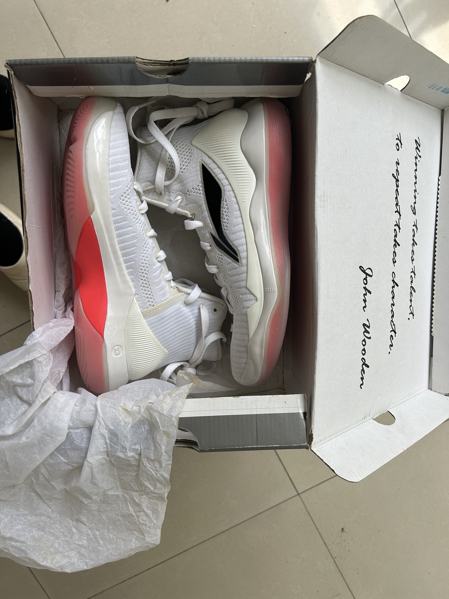 李宁驭帅11球员版高帮