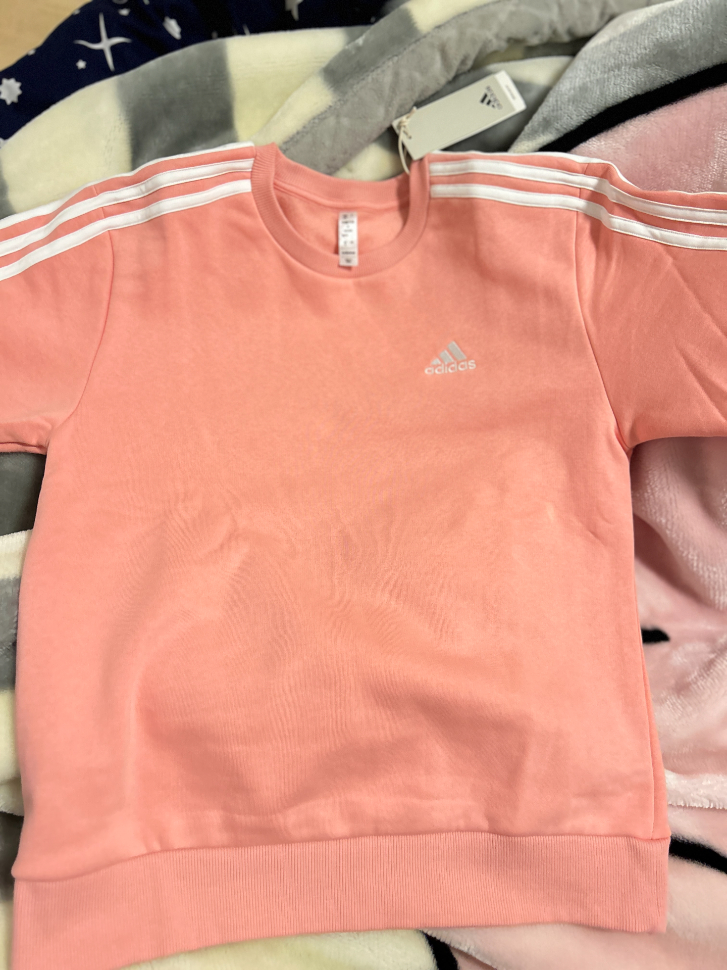 custom review-Adidas FW24 Толстовка Женская Розовая