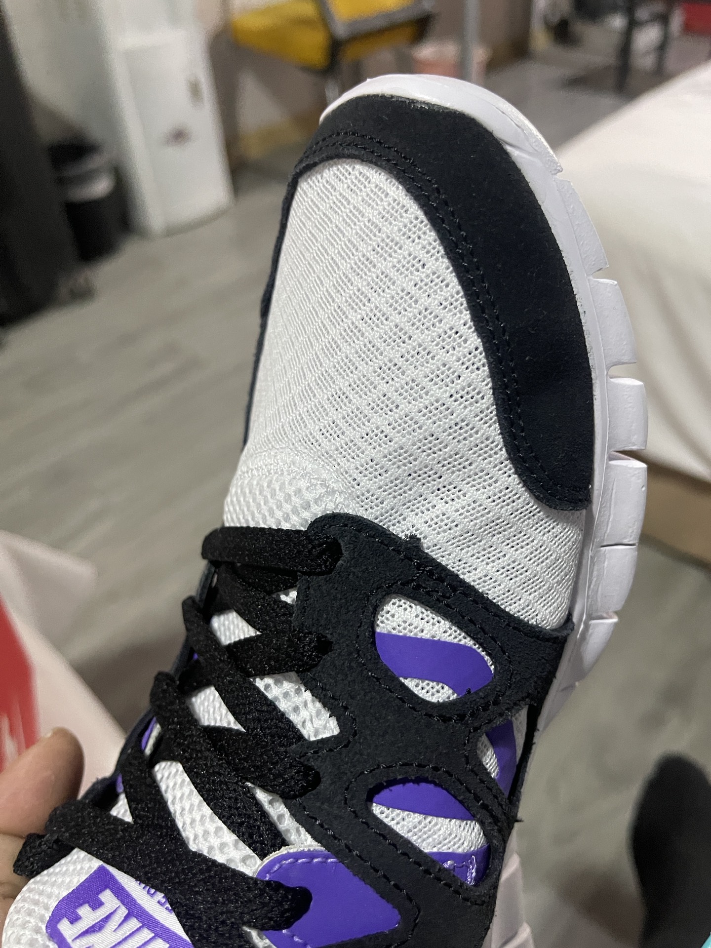 custom review-Nike Free Run 2,0 Амортизация Устойчивый к истиранию Дышащий Низкий Верх Повседневные Беговые кроссовки Мужские Белый Фиолетовый