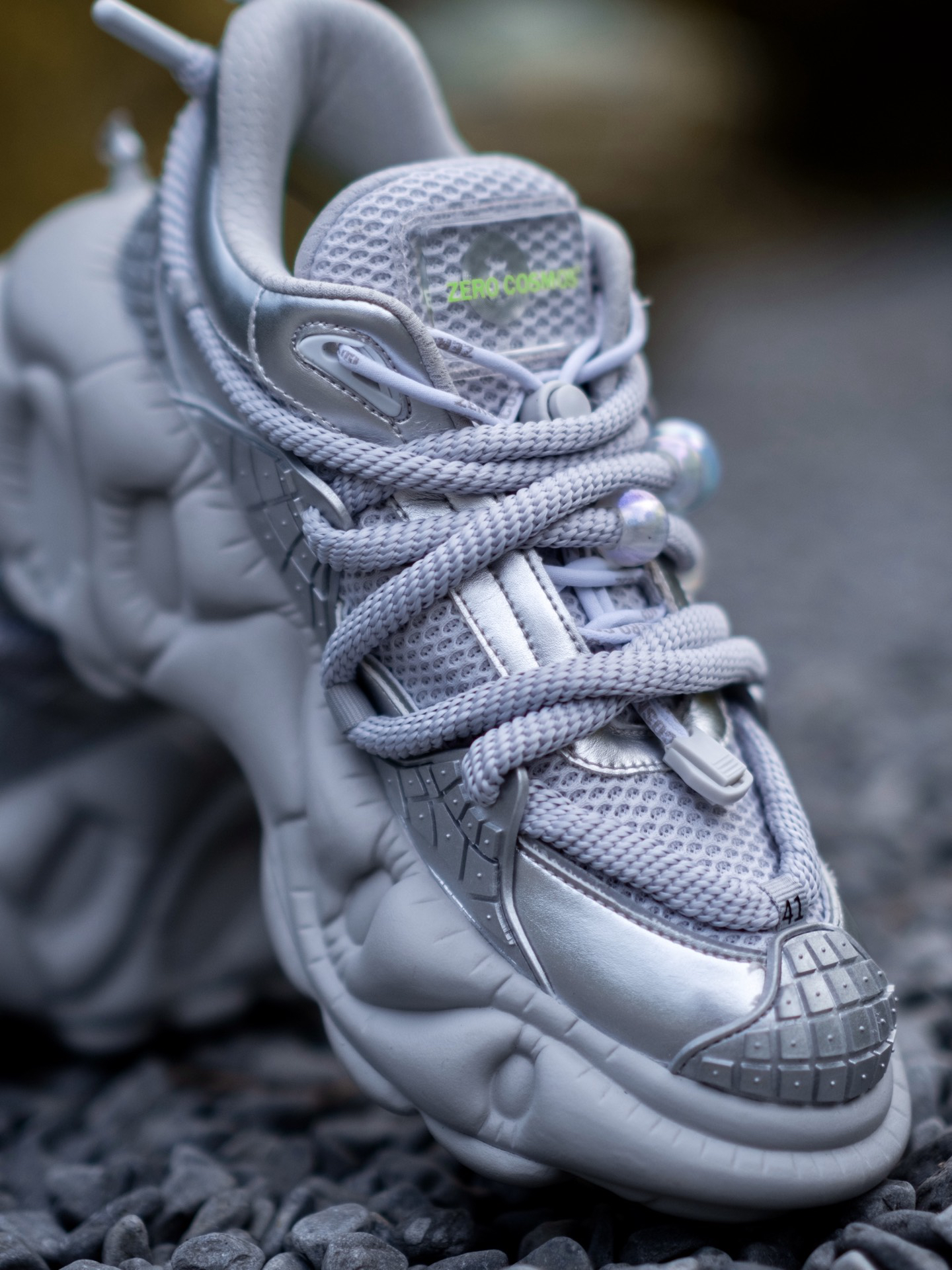 这双未来科技感的老爹鞋也太绝了吧!