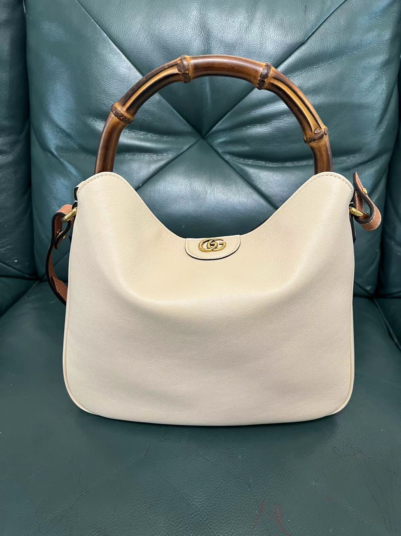 独家的设计!gucci竹节包💝