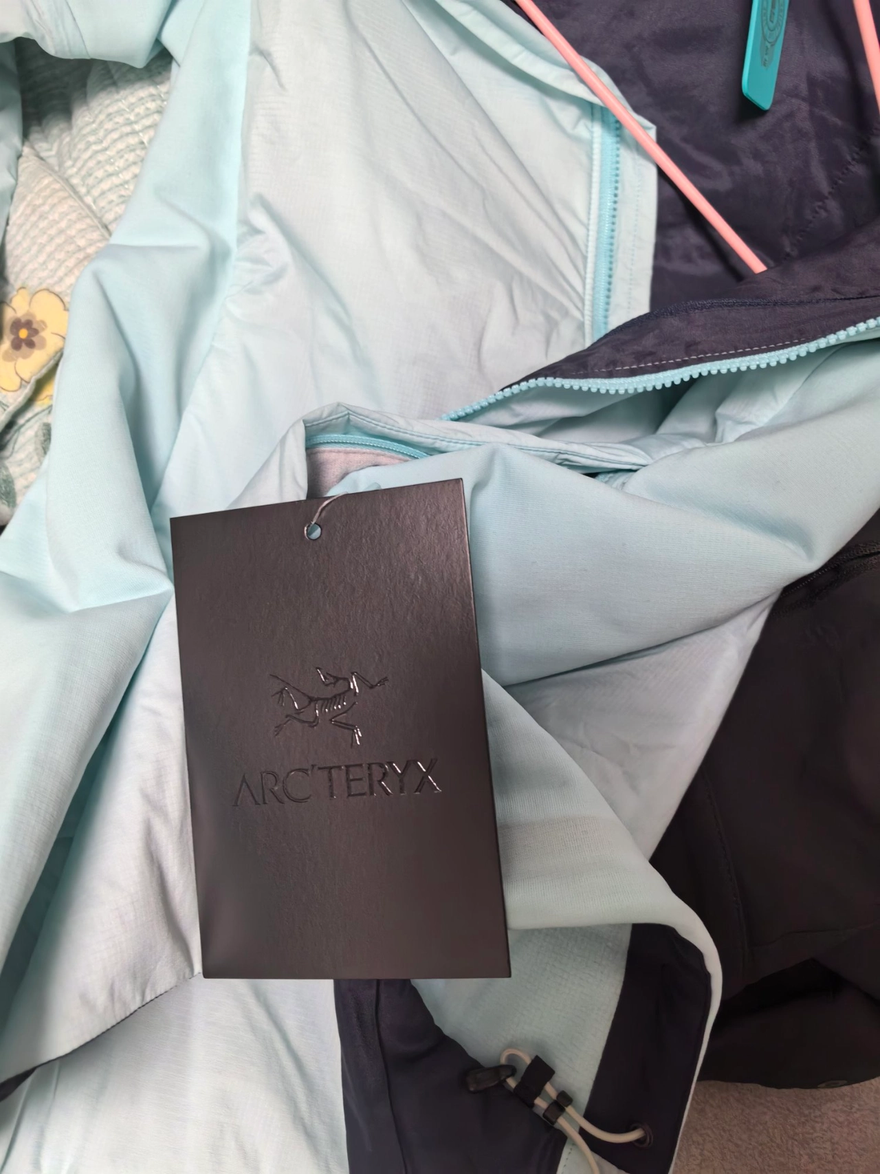 custom review-Arcteryx ATOM Пуховик Женский