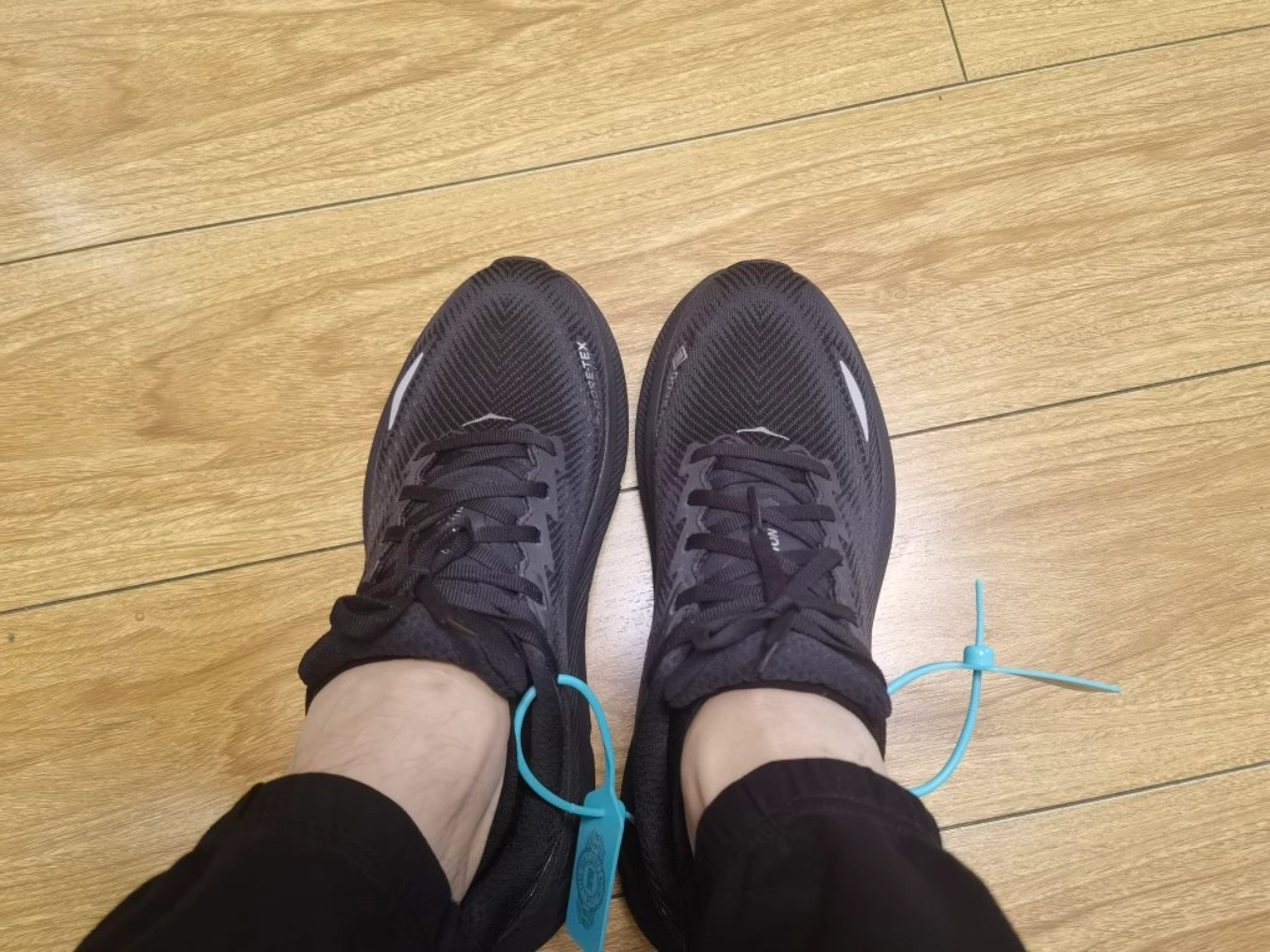 custom review-HOKA ONE ONE Clifton 9 Износостойкий и Водонепроницаемый Низкий Топ Беговые кроссовки Мужской Черный