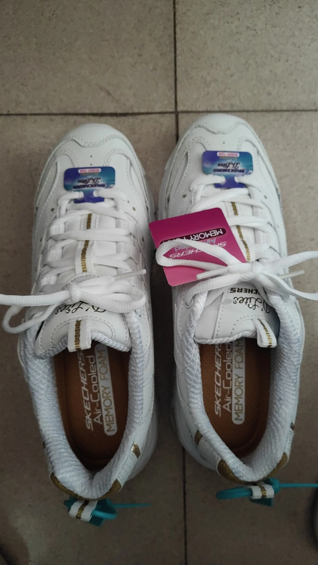 custom review-Skechers D'LITES 1,0 Маленький Белый Медведь с Золотой Логотип Низкие Кроссовки с Толстой Подошвой Женские Белые Золотые