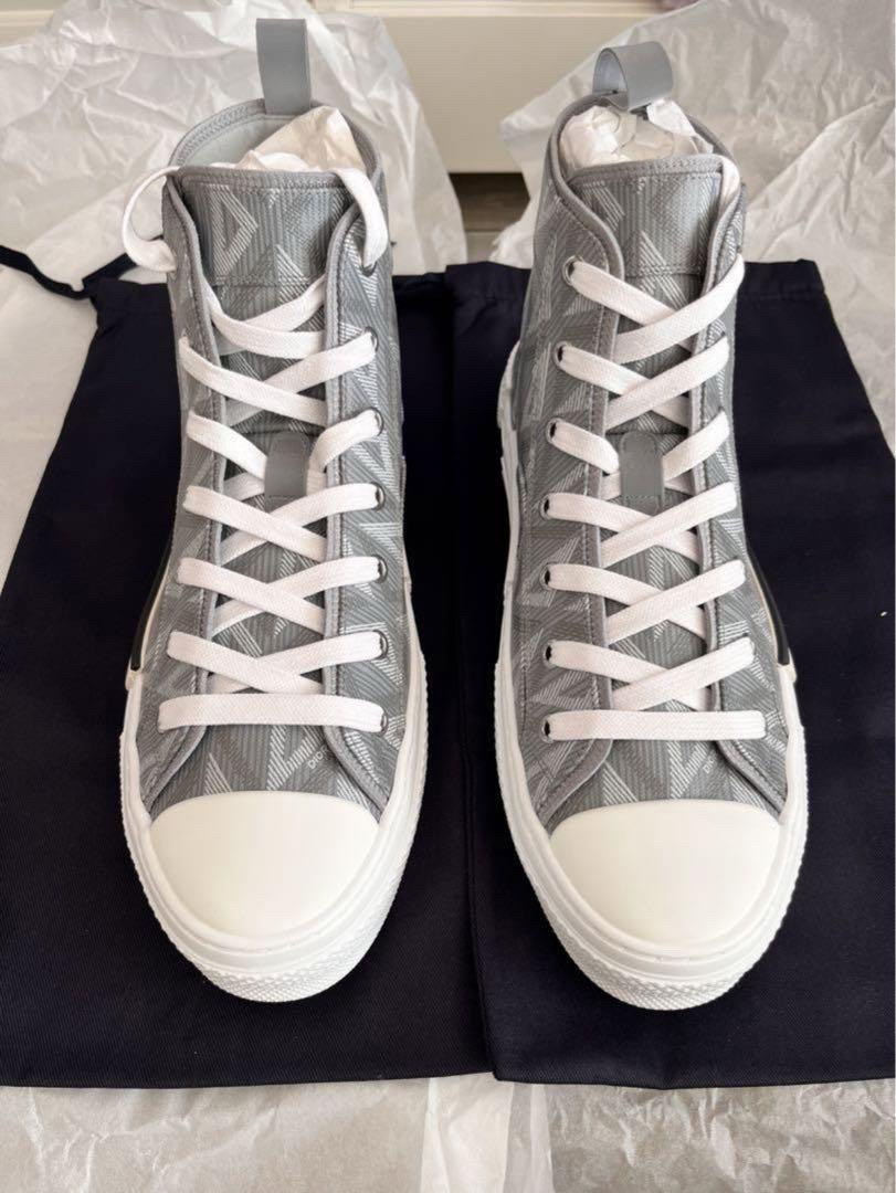 钻进我的审美中 迪奥高帮帆布鞋必入