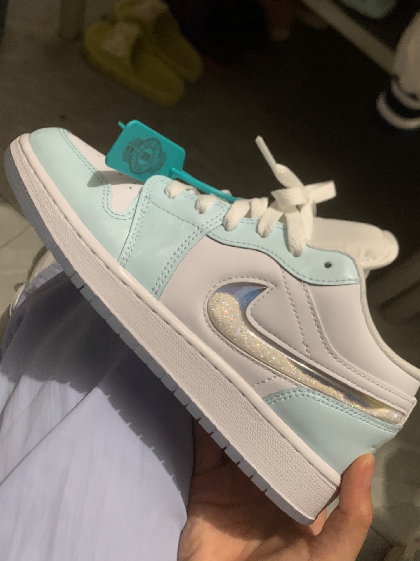 custom review-Jordan Air Jordan 1 Low SE Устойчивый к истиранию Низкий Топ Детские Баскетбольные Кроссовки Белый Синий