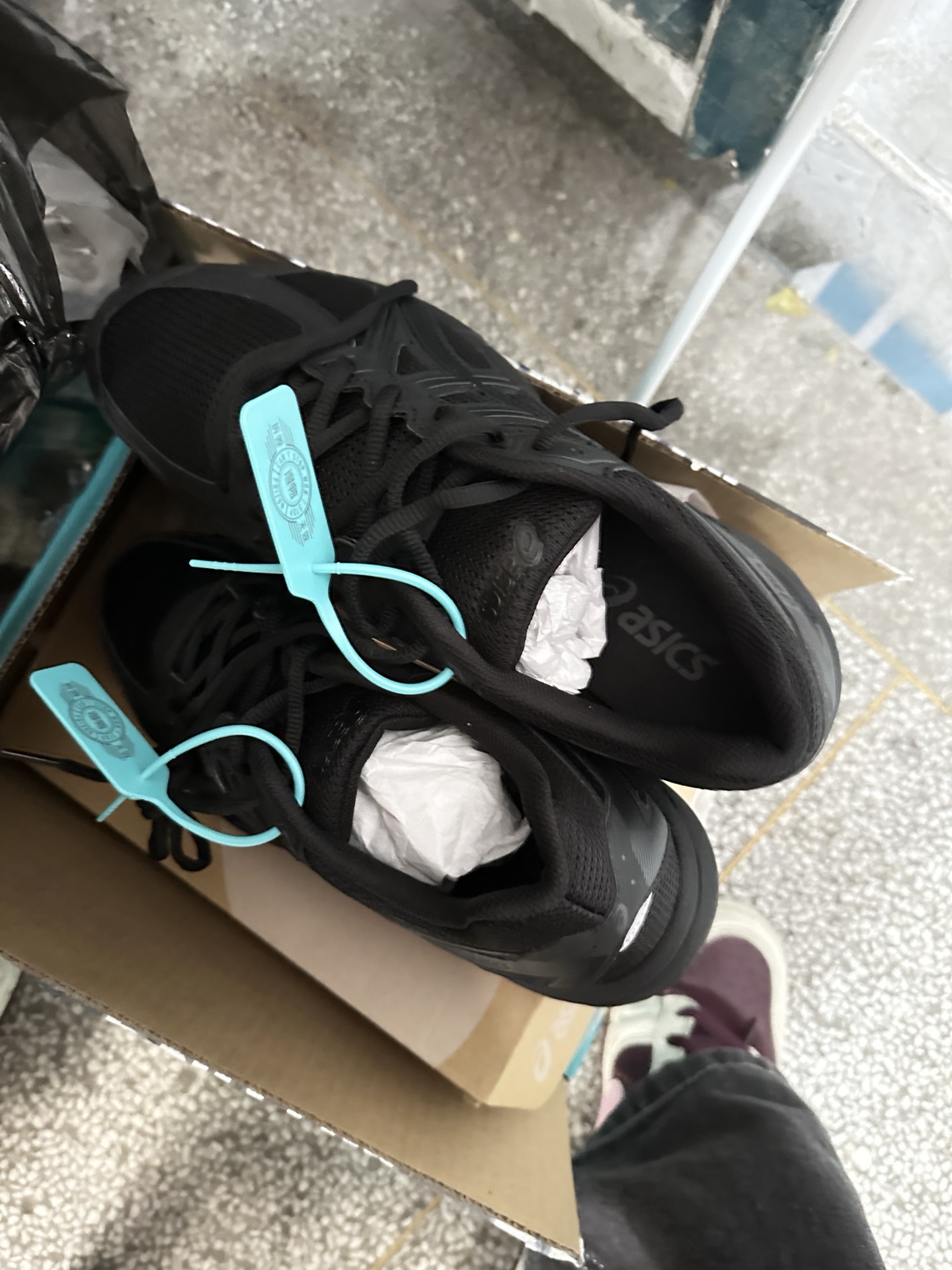 custom review-ASICS Jog 100 T Устойчивый к истиранию Дышащий Низкий Топ Гель Повседневные Беговые кроссовки Мужские Тройной Черный