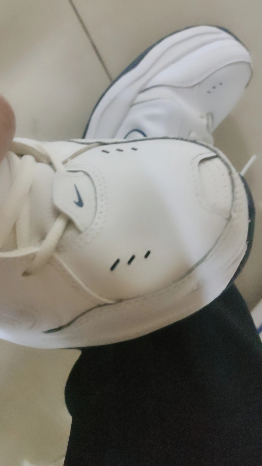custom review-Nike Air Monarch Iv White Navy