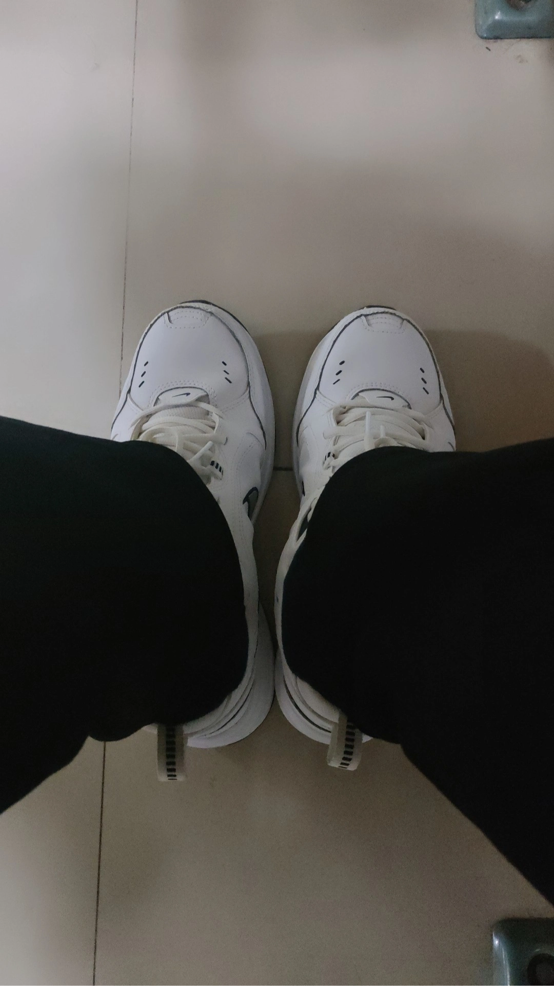 custom review-Nike Air Monarch Iv White Navy