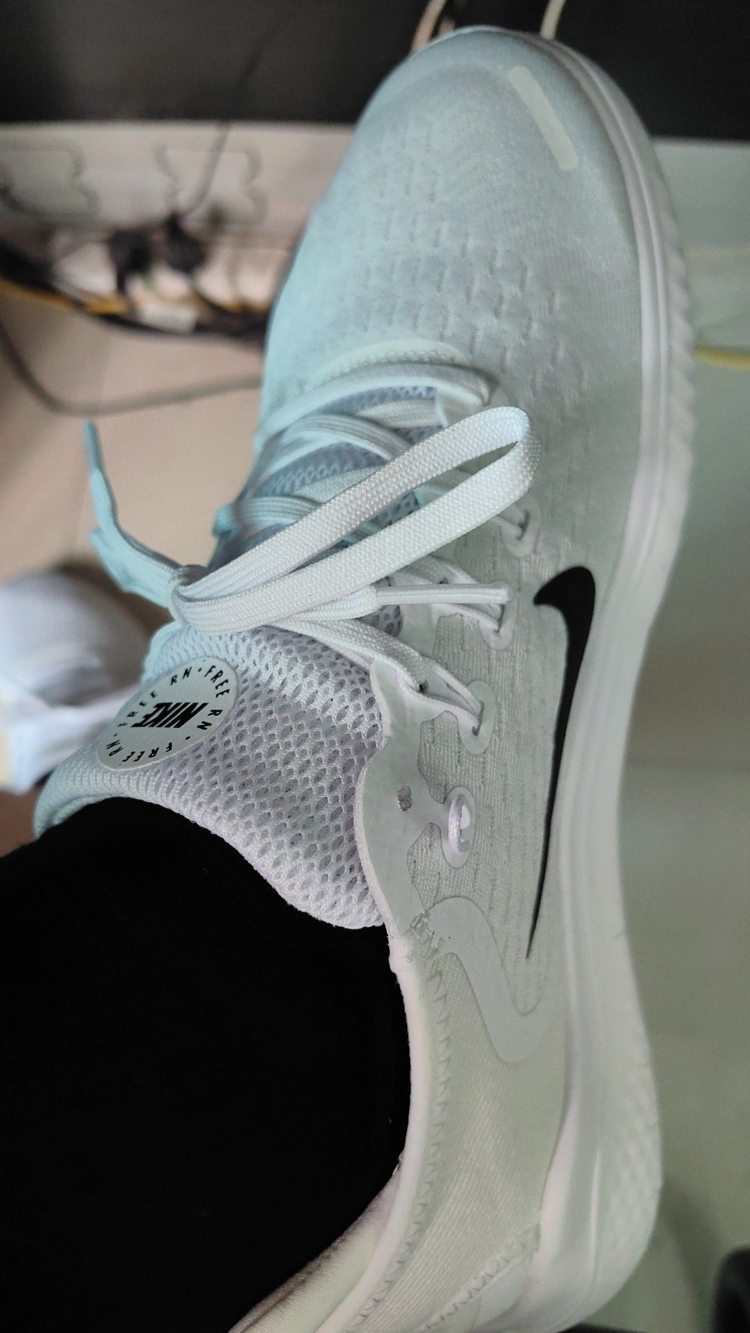 custom review-Nike Free RN 2018 Устойчивый к истиранию Дышащий Низкий Топ Повседневная Беговая Обувь Мужская Белый Черный