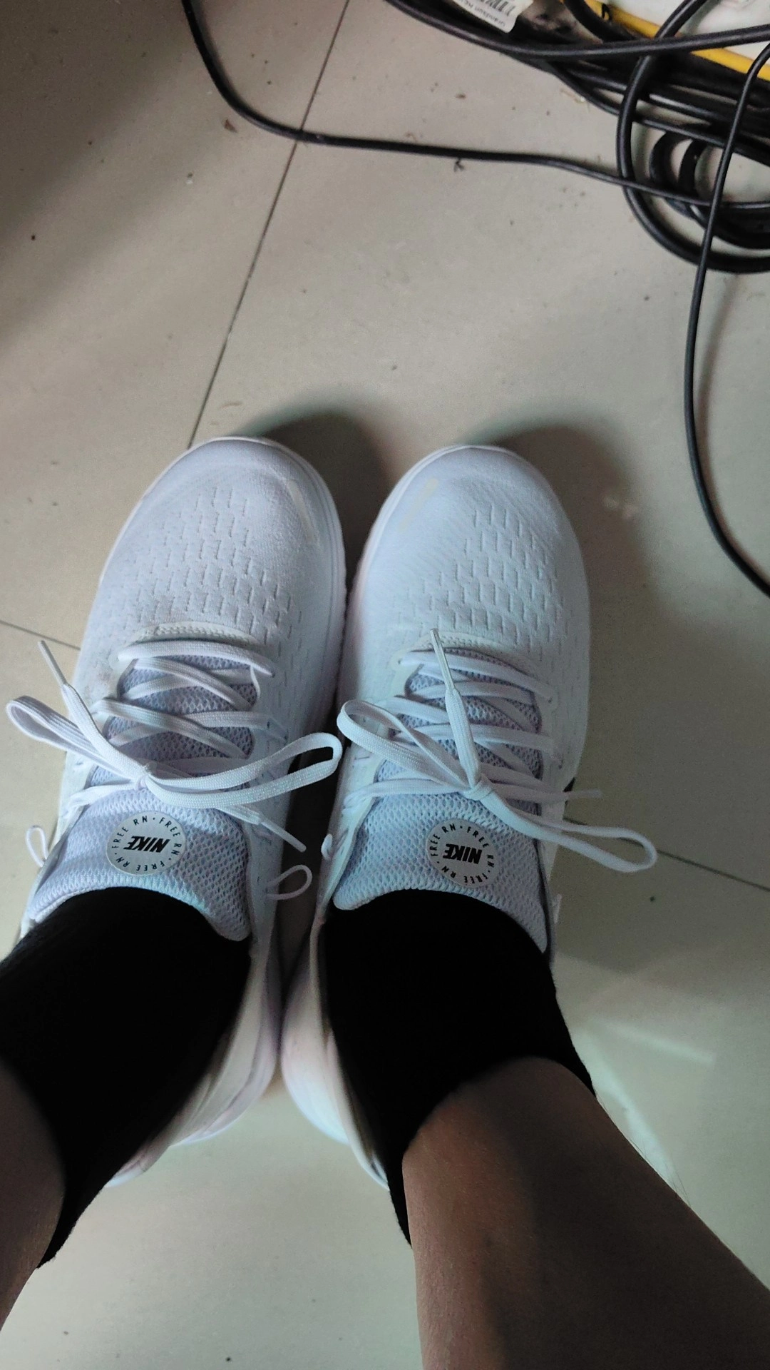 custom review-Nike Free RN 2018 Устойчивый к истиранию Дышащий Низкий Топ Повседневная Беговая Обувь Мужская Белый Черный