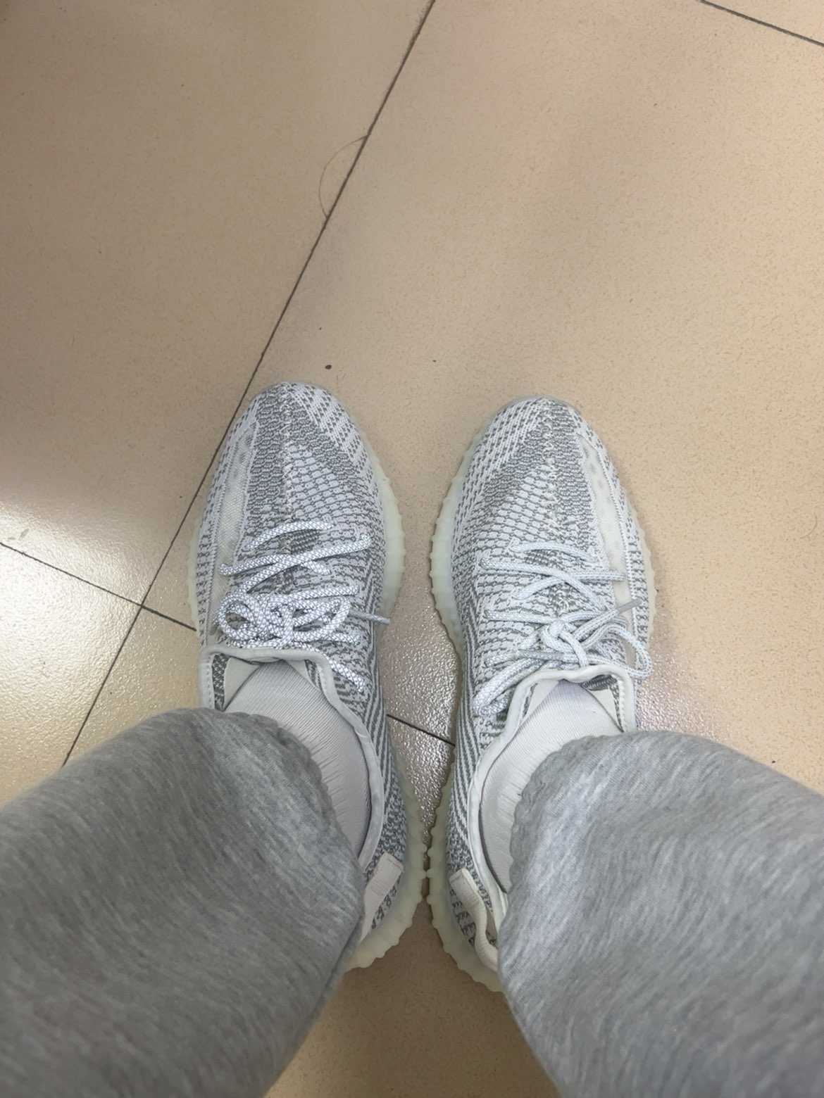 custom review-Adidas Originals Yeezy Boost 350 V2 Статический Slip-Resistant Низкий Топ Повседневная Обувь Унисекс Серый Белый Выпуск 2023