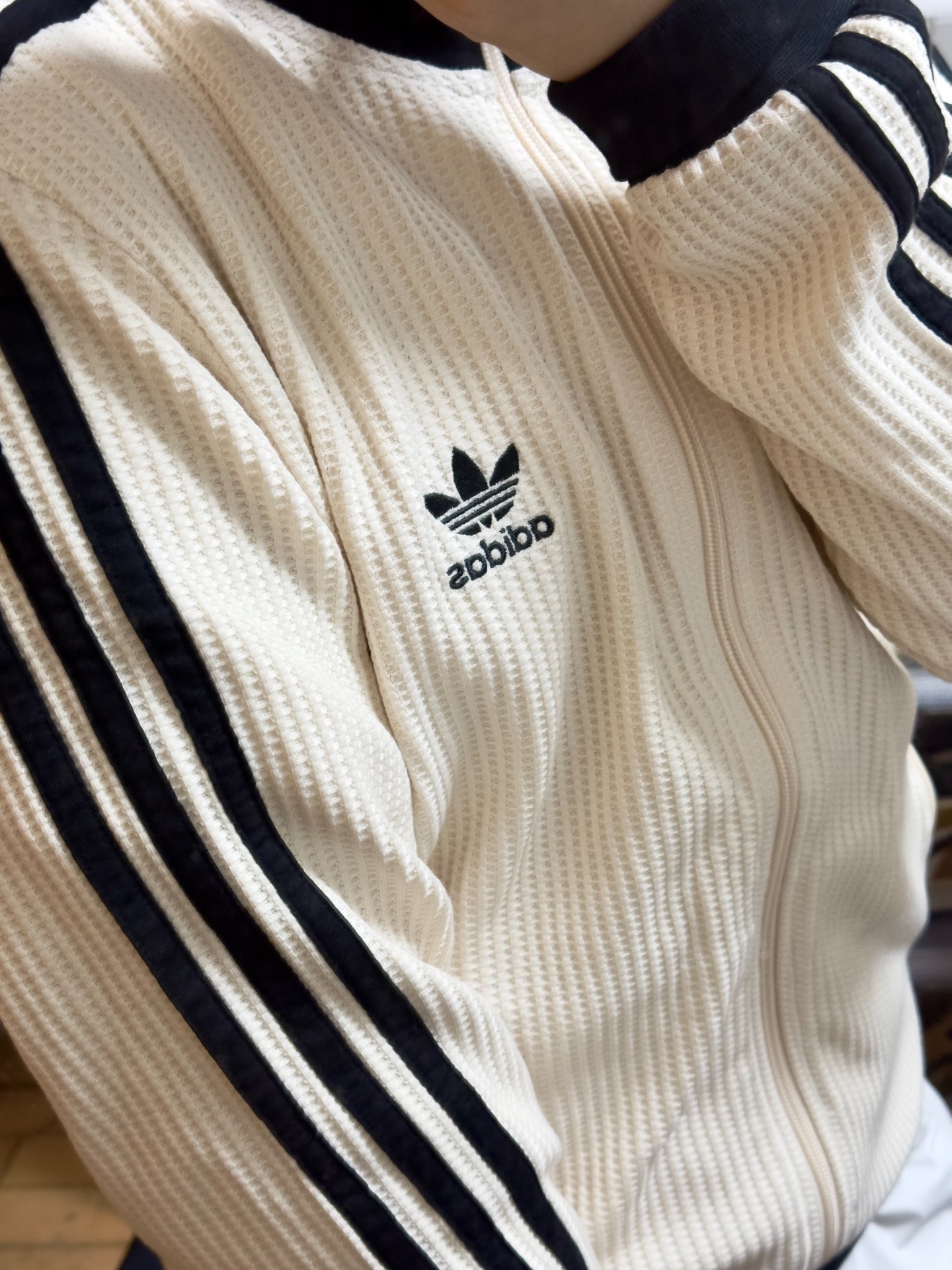 custom review-Adidas Originals Clover Series Outfit Jacket Unisex Wonder White