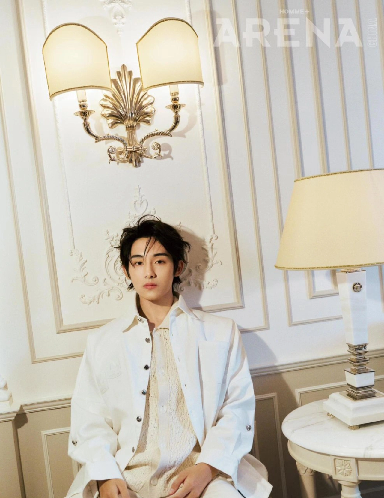 董思成拍摄杂志大片78每一帧都帅到窒息