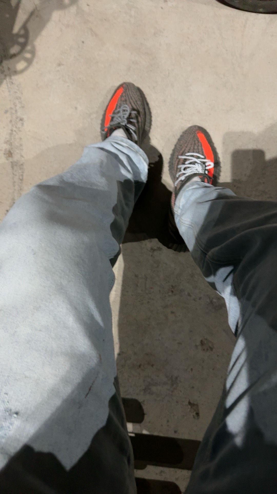 custom review-Adidas Yeezy Boost 350 V2 Carbon Beluga