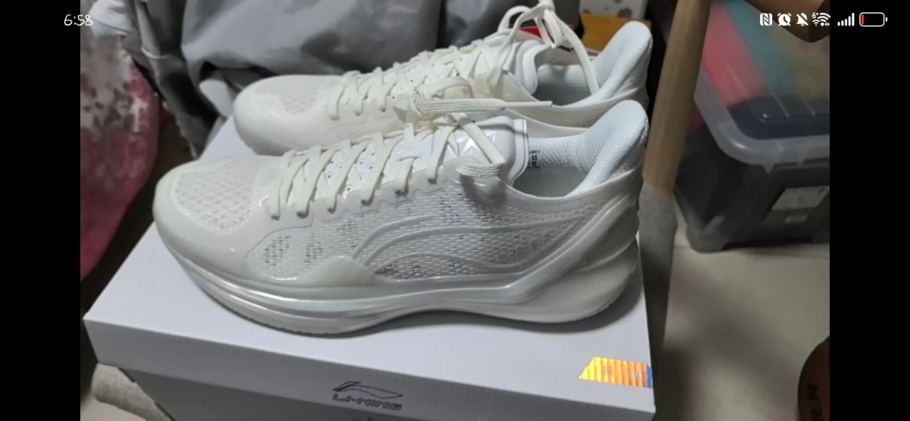custom review-LiNing Blade 4V2 Cushioning Slip Resistant Support Lightweight Rebound Low top Basketball Shoes Men's White
