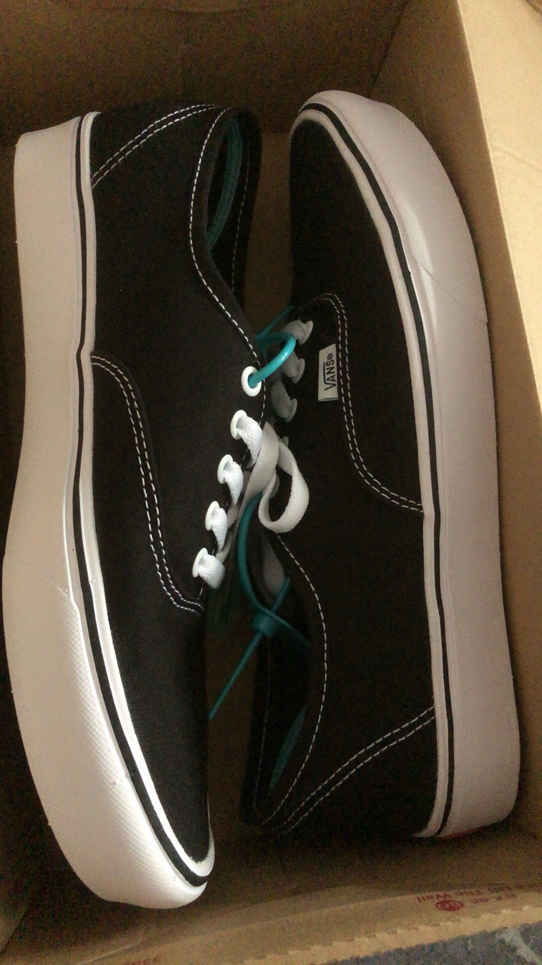 custom review-Vans Authentic Comfycush Устойчивые к истиранию Низкие Кеды Унисекс Черный Белый