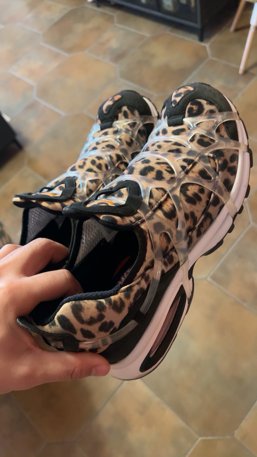 custom review-Nike Air Kukini SE 'Kumquat And Action Красный' Низкий Топ Casual Унисекс Черный Леопардовый принт