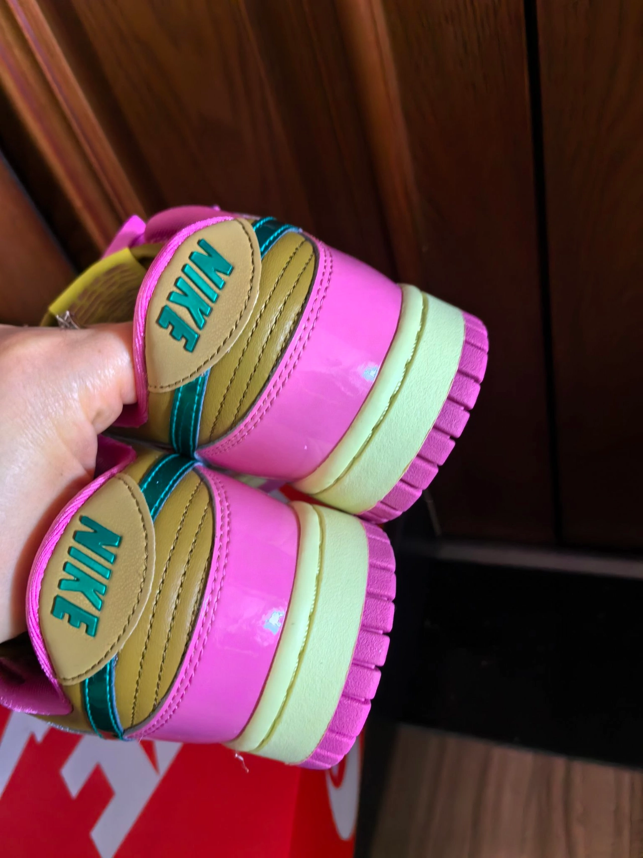 custom review-PARRIS GOEBEL x Nike Dunk QS Амортизация Износостойкий Низкий Топ Скейтборд Кроссовки Женские Розовый Зеленый Желтый