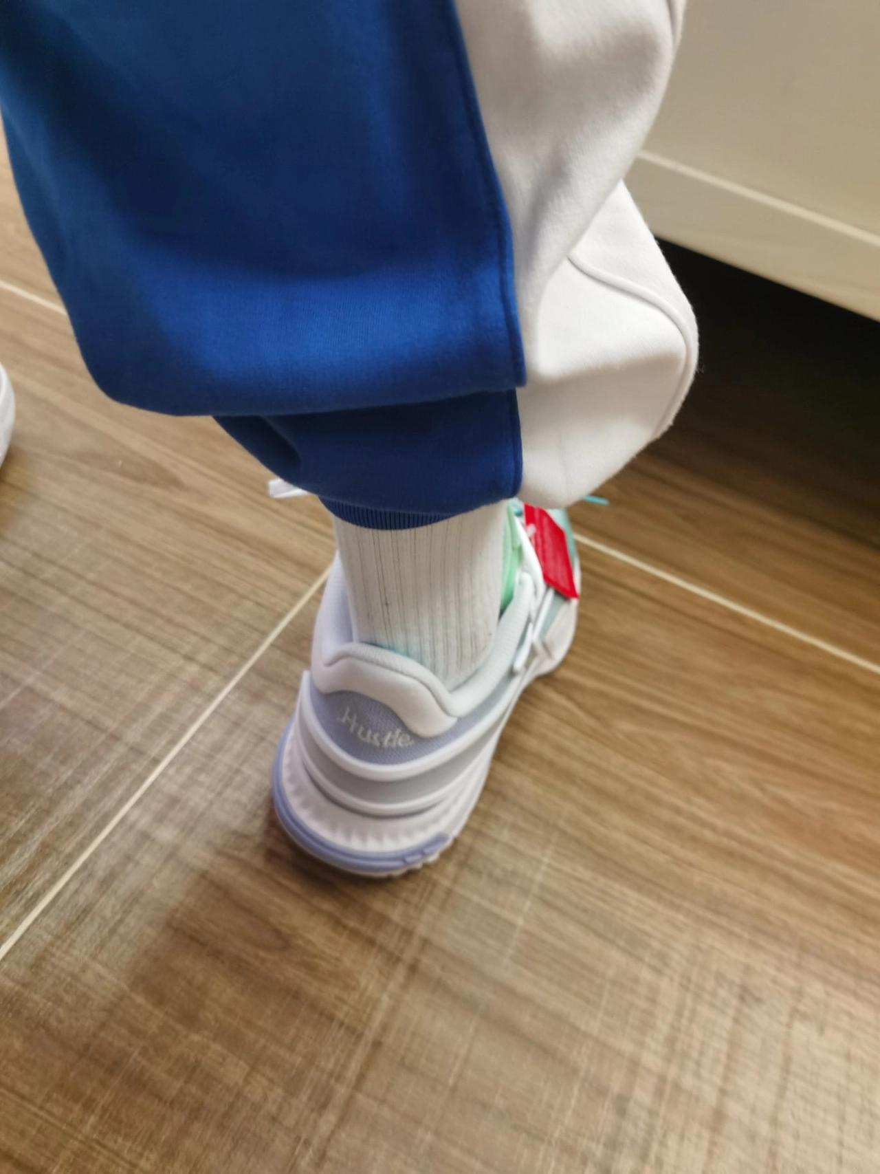 custom review-LINING Son of Flash Aurora Амортизация Износостойкий Низкий Топ Баскетбольные Кроссовки Мужские Зеленый Фиолетовый