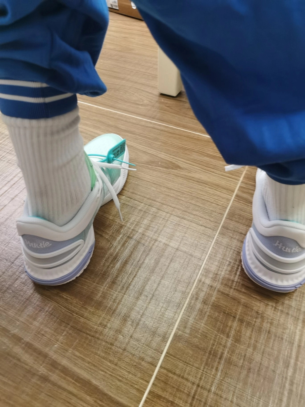 custom review-LINING Son of Flash Aurora Амортизация Износостойкий Низкий Топ Баскетбольные Кроссовки Мужские Зеленый Фиолетовый