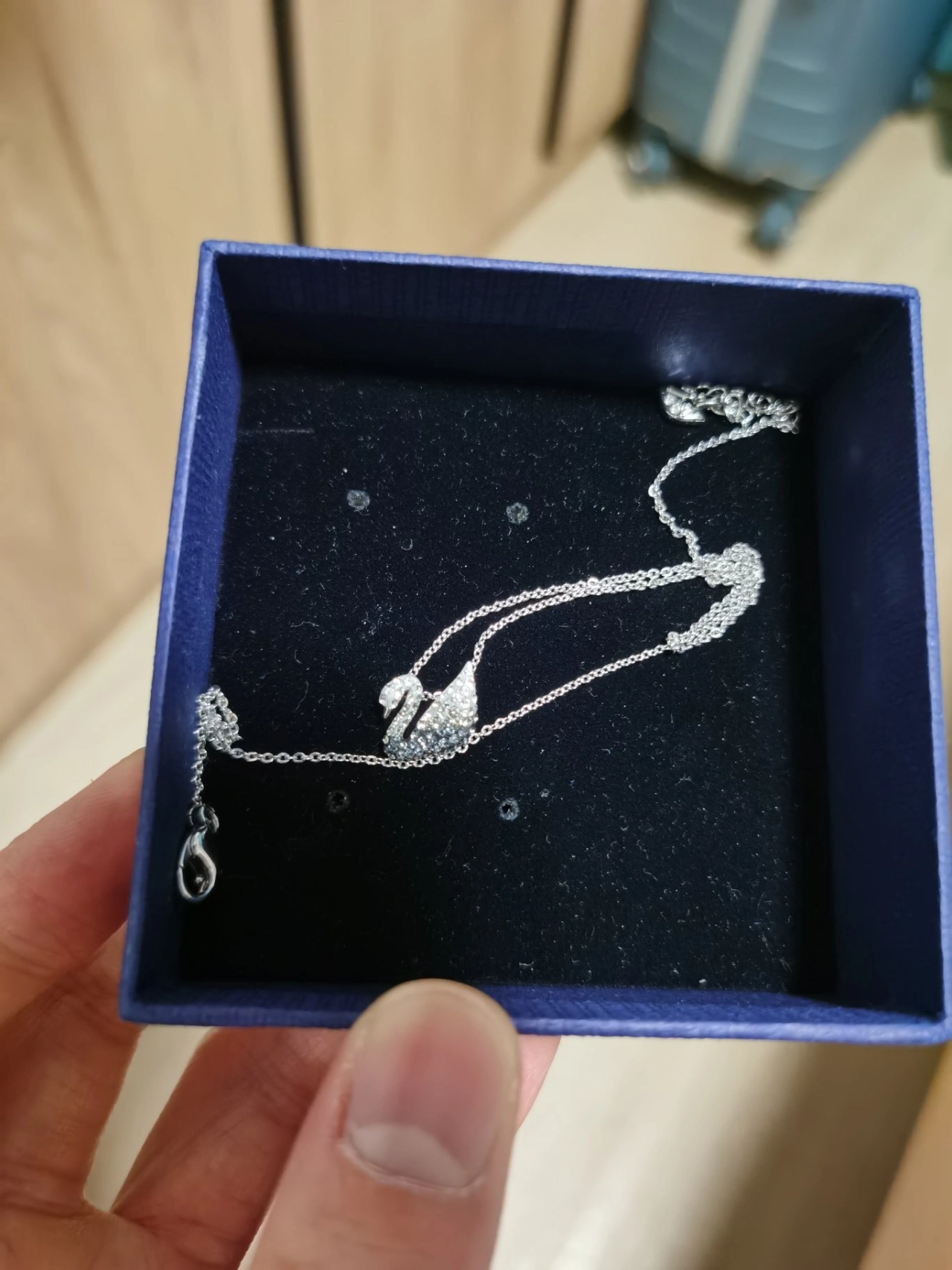 custom review-Swarovski Swan Necklace Женское